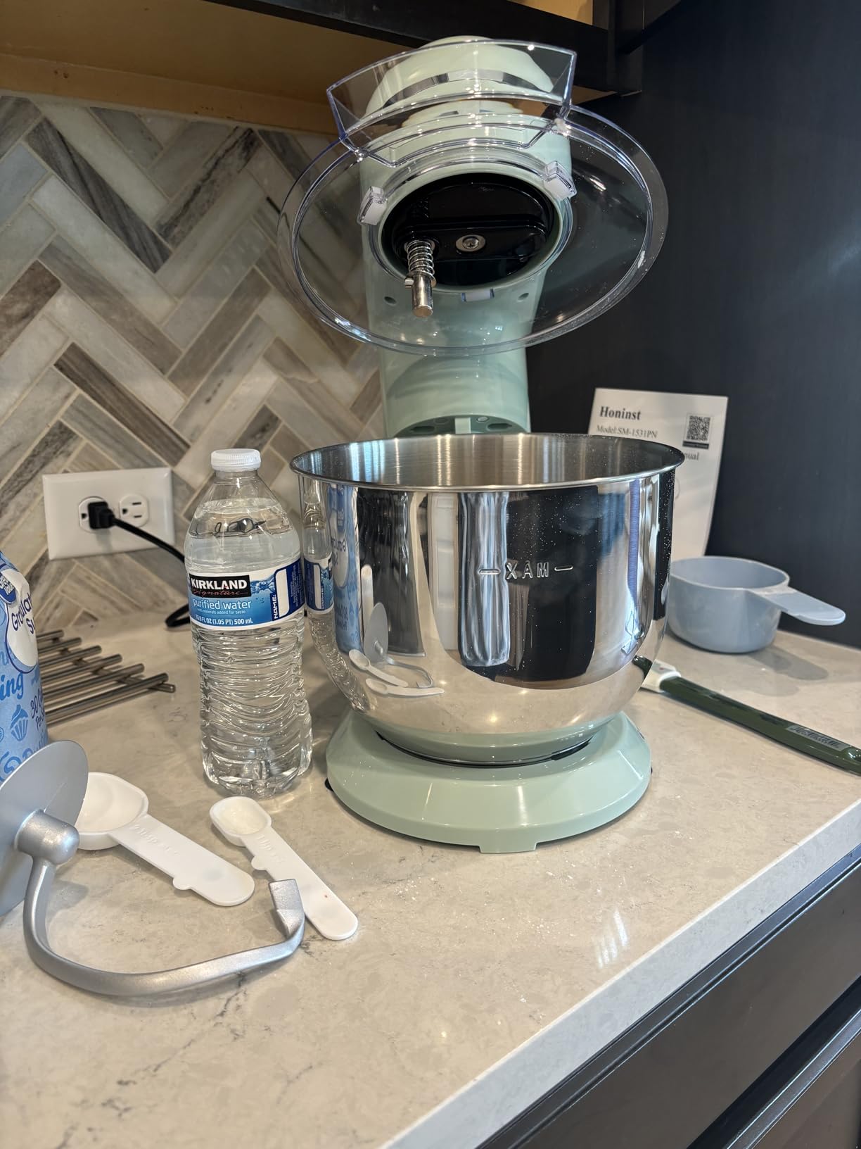 Honinst Stand Mixer, 6.5QT 10-Speed Tilt-Head Electric Stand Mixer, 3-In-1 Kitchen Mixer with Bowl, Dough Hook, Whisk and Beater, Food Mixer for Baking, Cake and Most Home Cooks, Beige customer photo 2