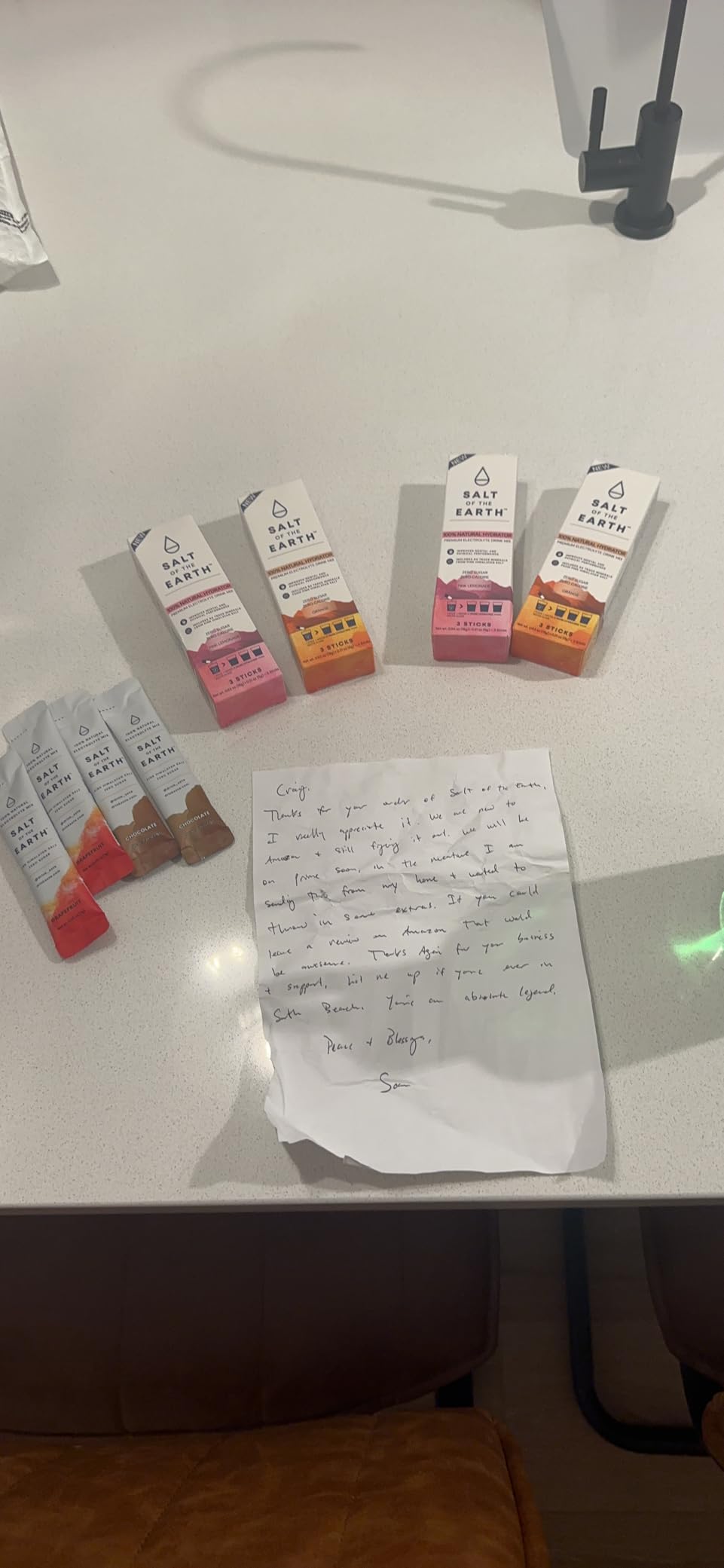 Salt of the Earth Premium Zero-Sugar Electrolyte - Made with Pink Himalayan Salt - Hydration Powder Packets | Keto & Paleo Friendly | 30 Sticks, Pink Lemonade customer photo 2