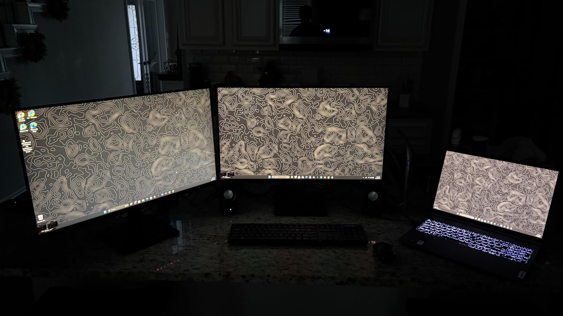 Samsung 32-Inch Flat Computer Monitor, 75Hz, Borderless Display, AMD FreeSync, Game Mode, Advanced Eye Care, HDMI and DisplayPort, LS32B304NWNXGO, 2024 customer photo 1