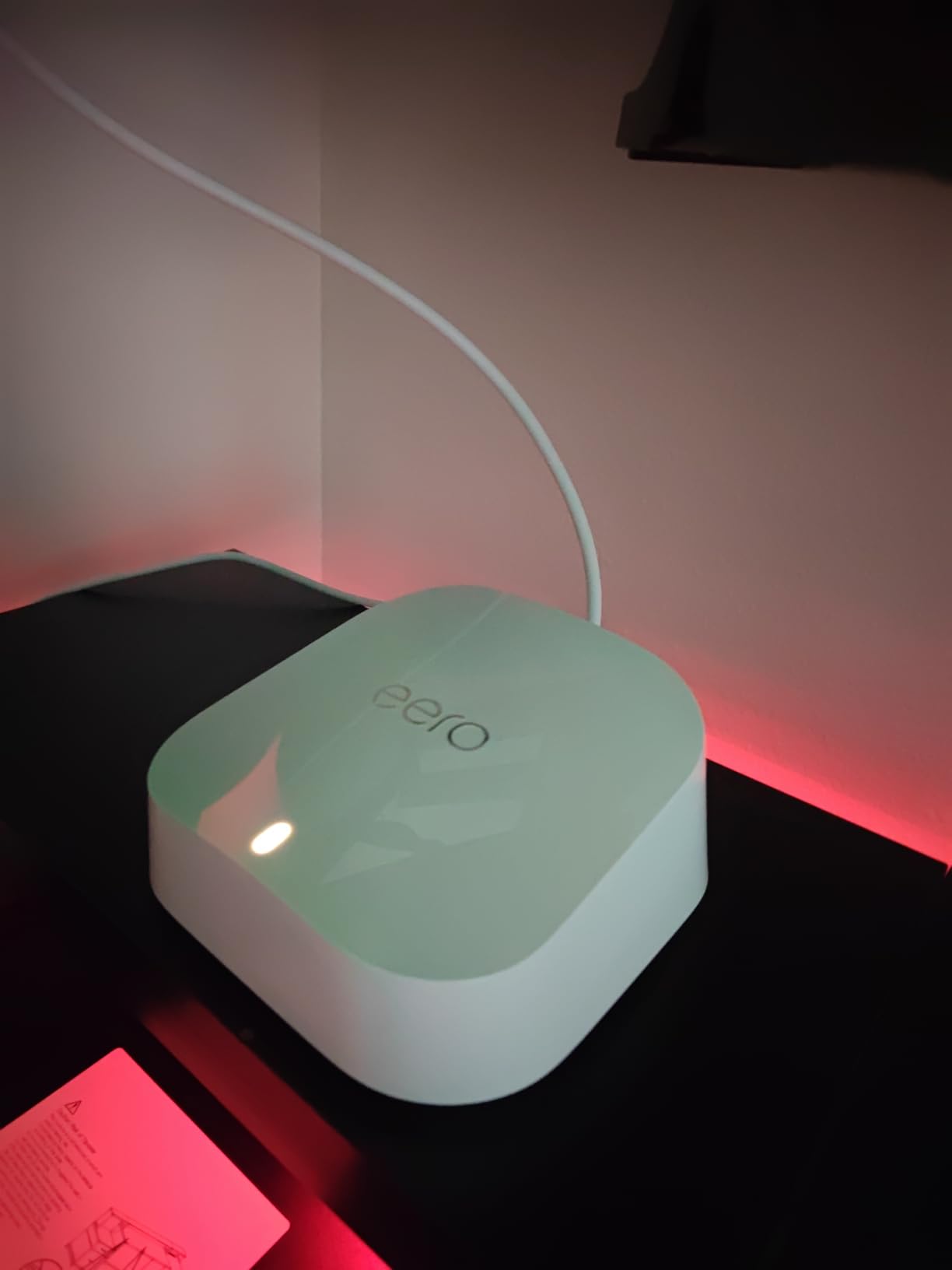 Amazon eero 7 dual-band mesh Wi-Fi 7 router (newest model) - Supports internet plans up to 2.5 Gbps, Coverage up to 2,000 sq. ft., 1-pack customer photo 1