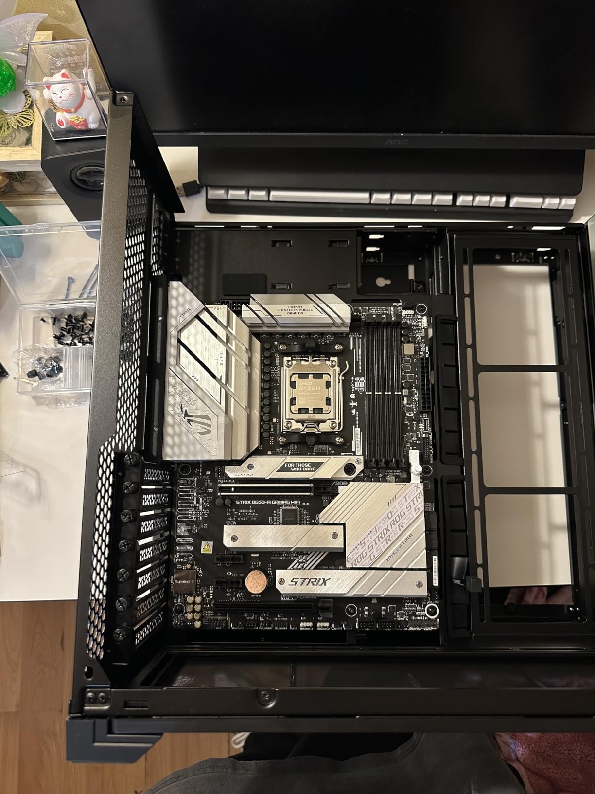 MICRO CENTER AMD 7800X3D Processor with ASUS ROG Strix B650A WF Motherboard | CPU Motherboard Combo, Ryzen 7, AM5, DDR5, PCIe 5.0, USB 3.2 Gen2x2 Type-C, Wi-Fi 6E, ATX Gaming Motherboard customer photo 1
