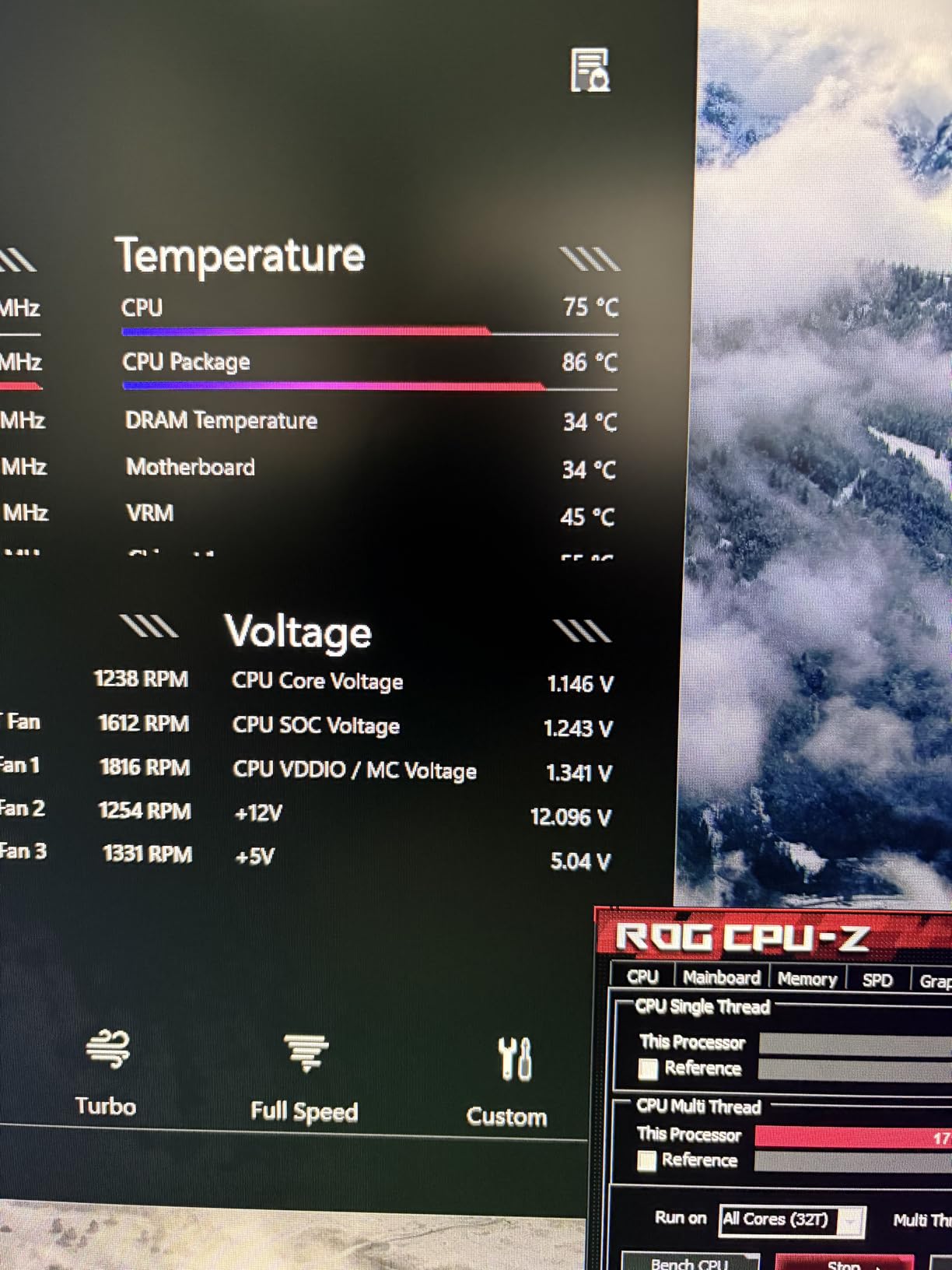 ASUS ROG Crosshair X870E Hero AMD X870E AM5 ATX Motherboard, Advanced AI PC Ready, 18+2+2 Power Stages, DDR5, PCIe 5.0, 5X M.2, Wi-Fi 7, USB4, AI Overclocking, Core Flex, PCIe Slot Q-Release Slim customer photo 2