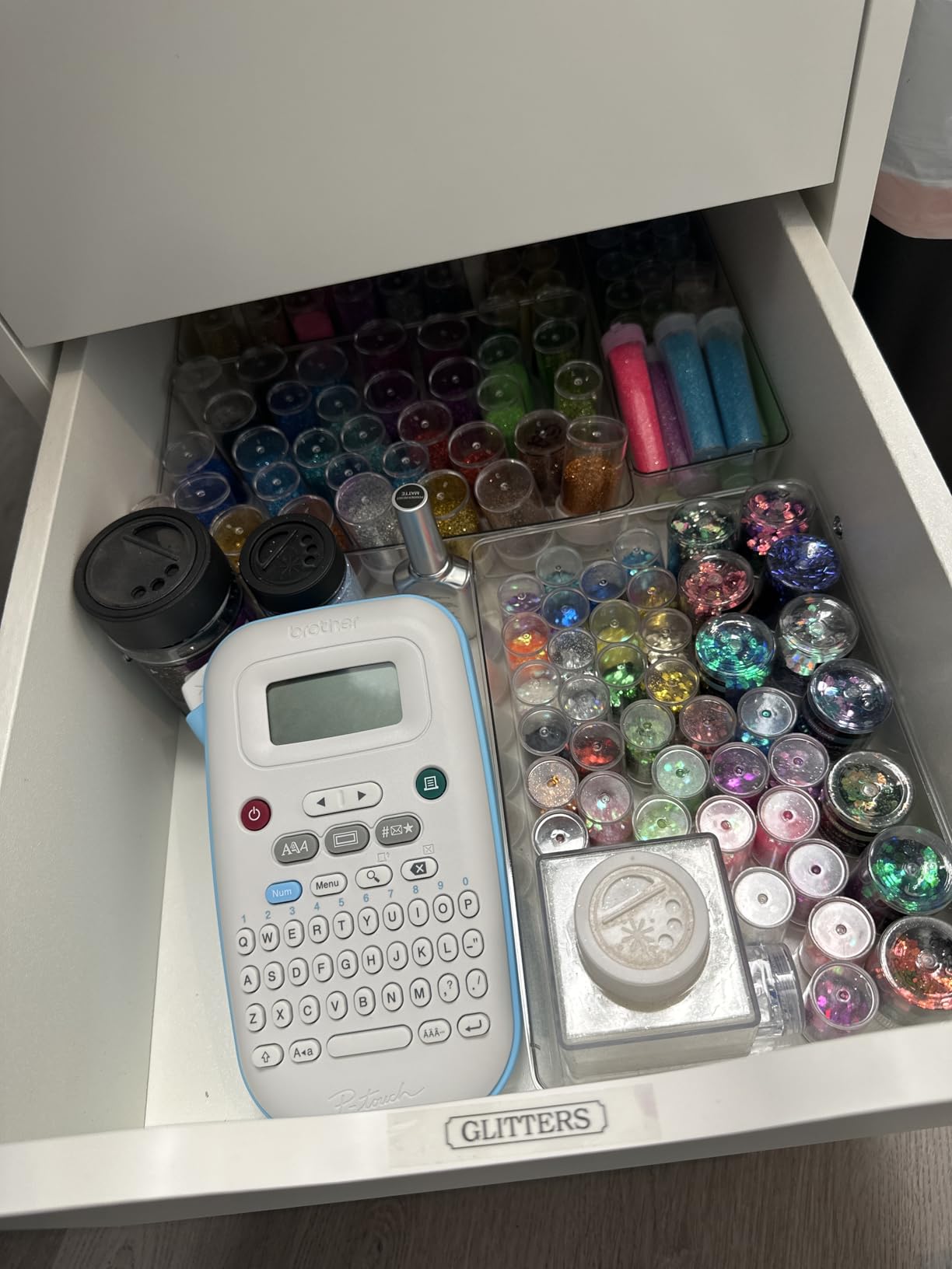 Brother P-Touch PT-N10 Personal Handheld Label Maker, Portable and Prints, P-Touch Btag ~½