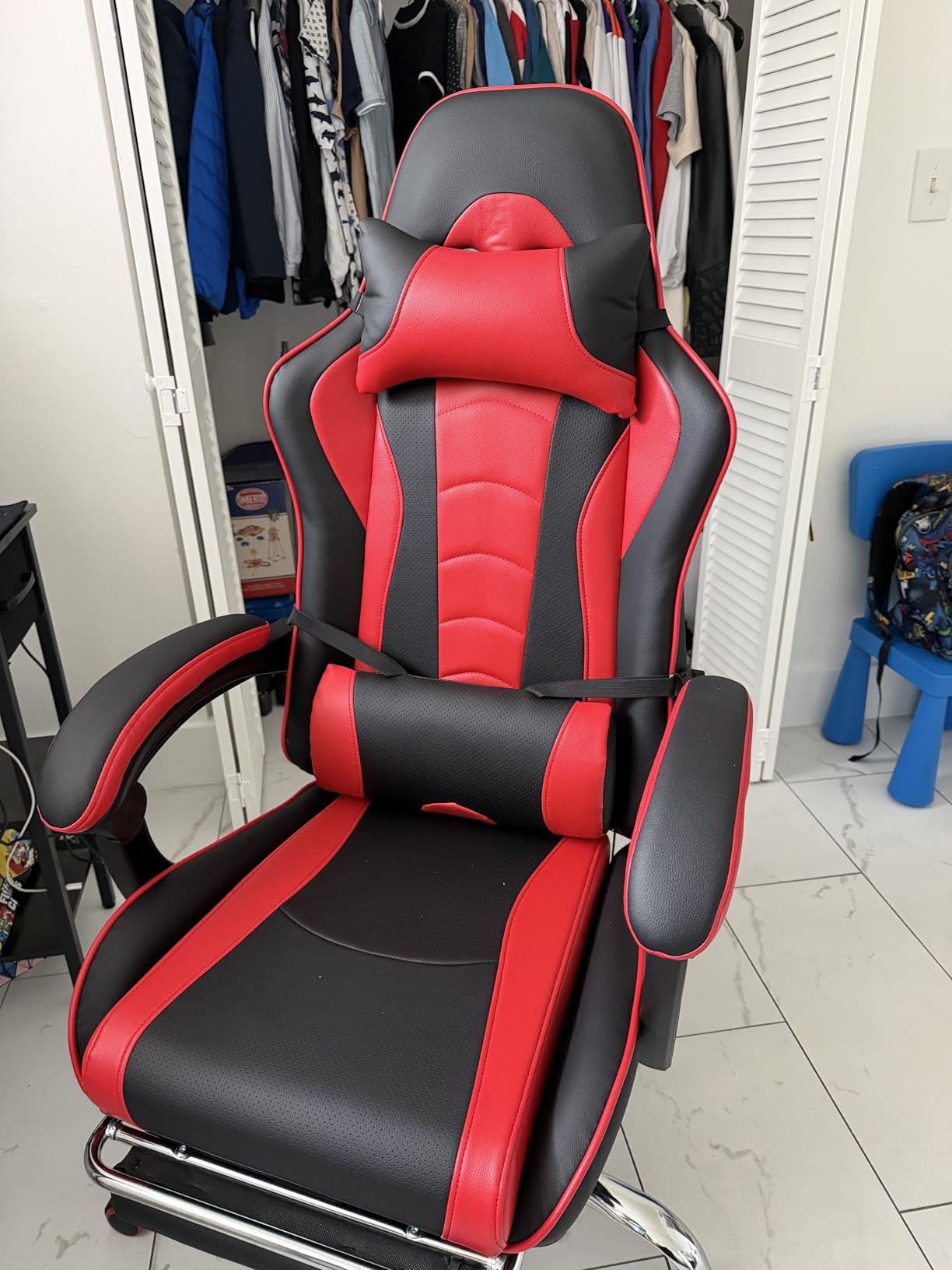 Yaheetech Gaming Chair with Electric Massage Lumbar Support, Footrest & Headrest - Ergonomic High Back Recliner for Home Office, Computer Desk Chair, Height Adjustable, 300 lbs, Black/White customer photo 2