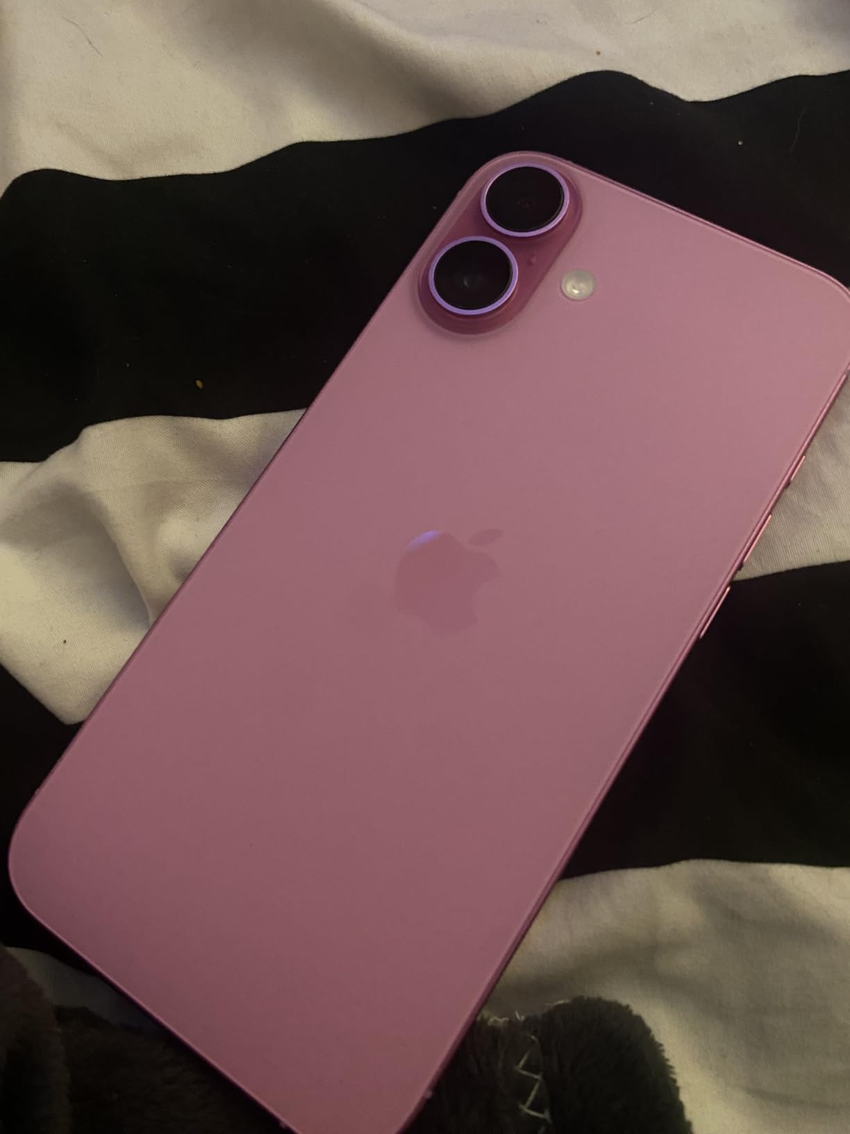 Apple iPhone 16 Plus, 128GB, Ultramarine - Unlocked (Renewed) customer photo 2