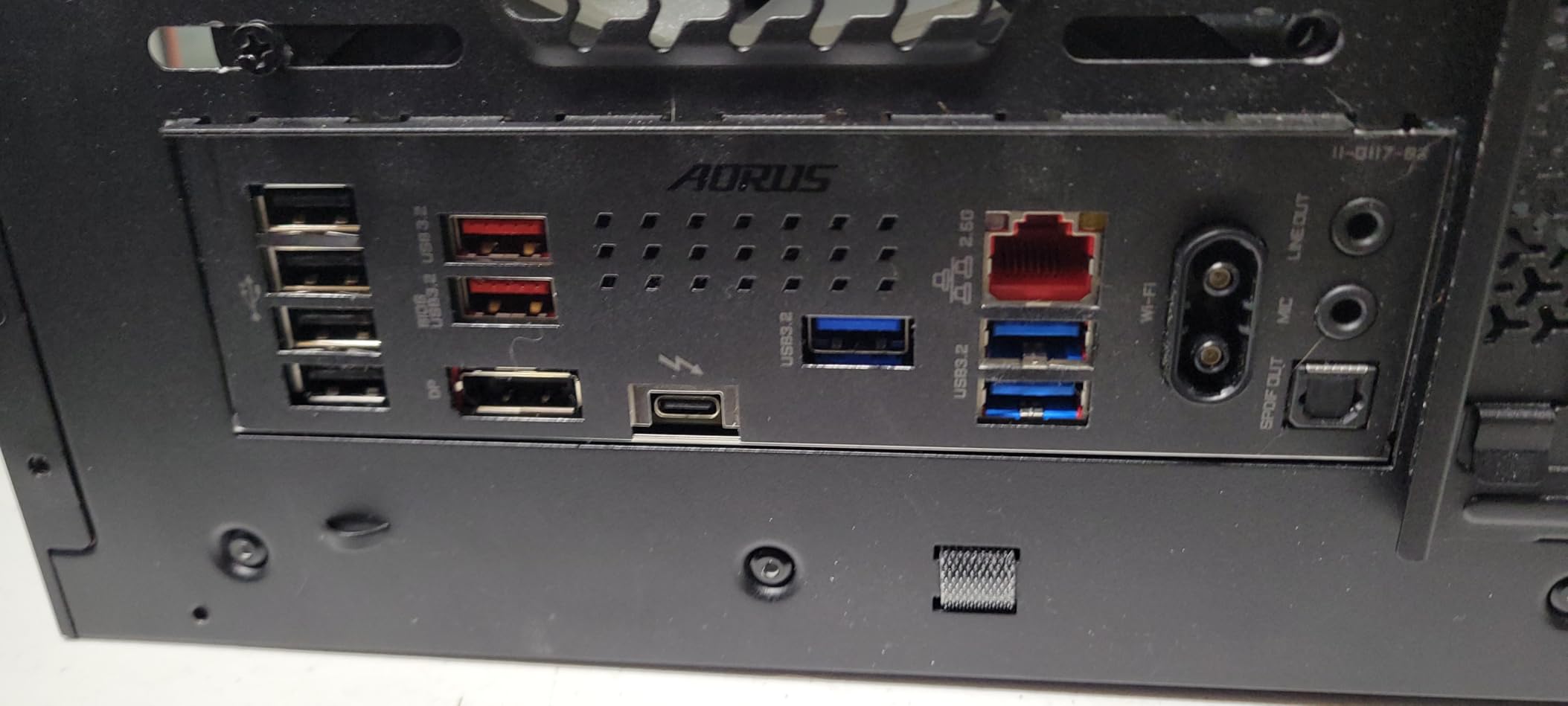 Z890 AORUS Elite WIFI7 Intel Core Ultra (Series 2) LGA 1851 Motherboard, ATX, DDR5, 4X M.2, PCIe 5.0, Thunderbolt 4, 2.5GbE LAN, EZ-Latch customer photo 2