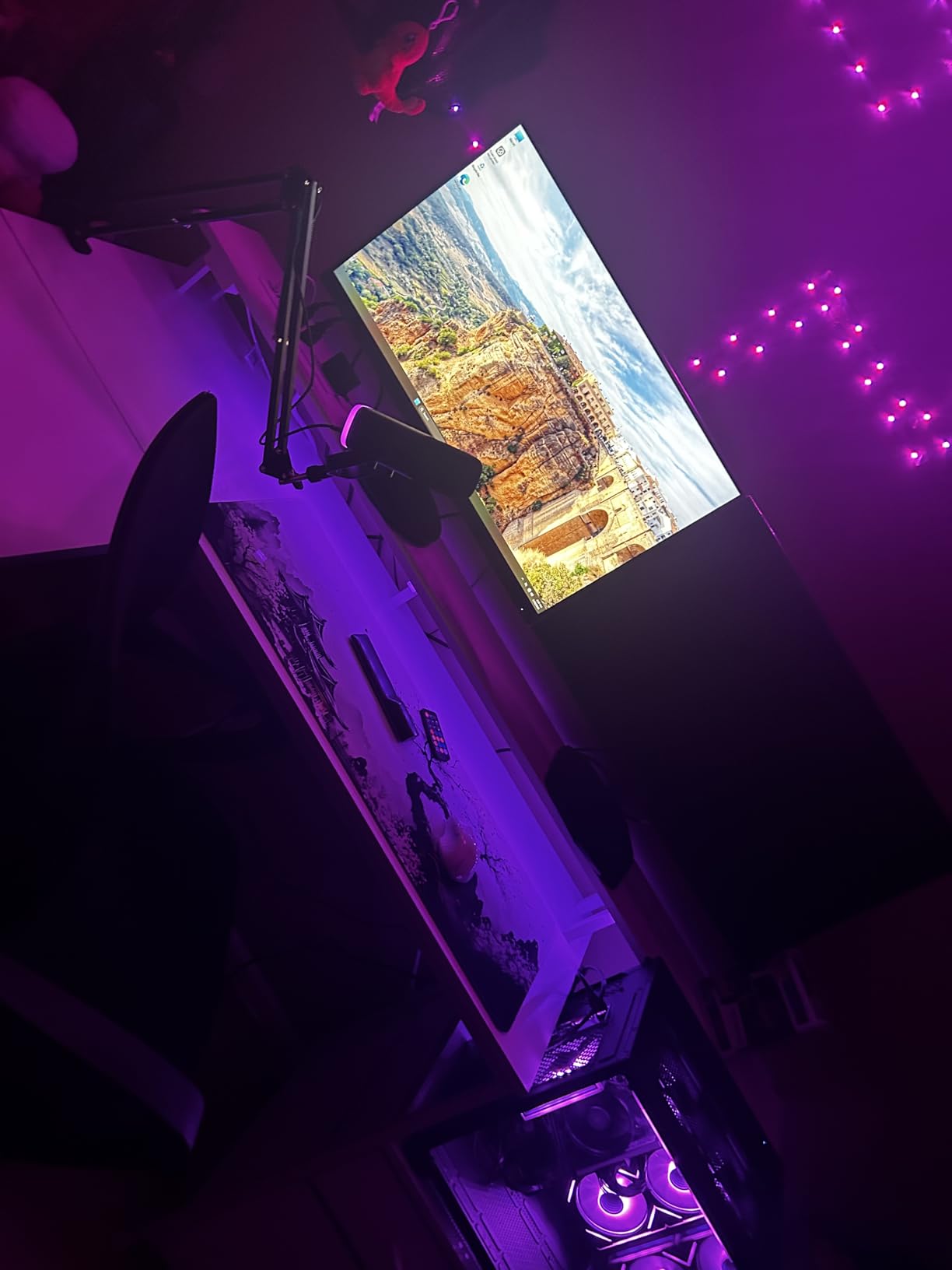 YAWYORE Gaming PC Desktop Computer AMD R5 5600GT 16GB 1TB NVMe Towers WiFi, 16GB DDR4 3200MHz, 1TB M.2 NVMe PCIe, 550W 80PLUS PSU, WiFi BT customer photo 2
