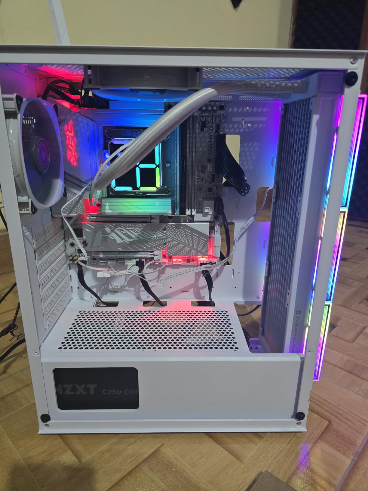 Intel Core Ultra 5 Desktop Processor 225 - 10 cores (6 P-cores + 4 E-cores) up to 4.9 GHz customer photo 2