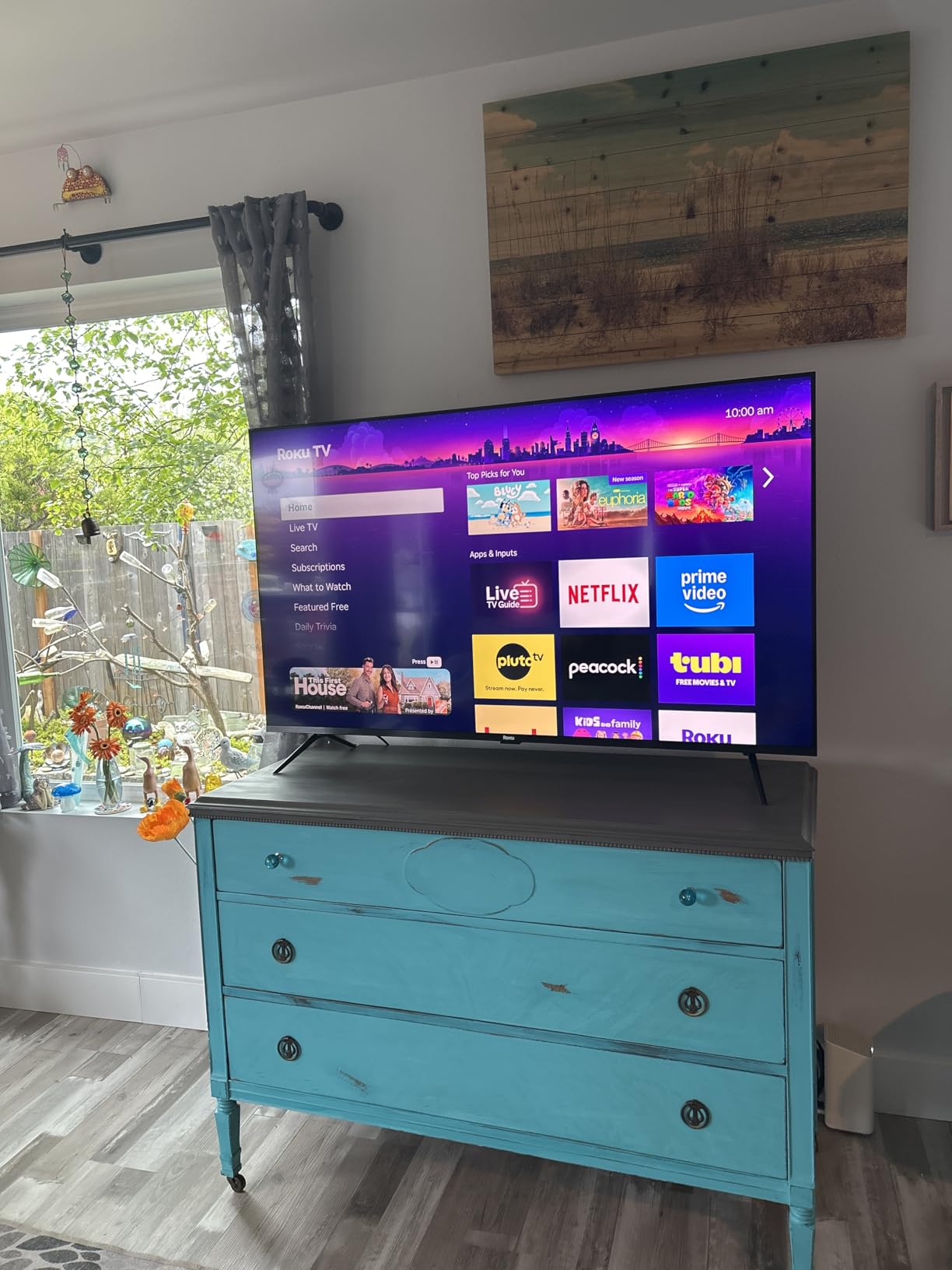 Roku Smart TV - 55-Inch Plus Series, Mini-LED TV - RokuTV with Enhanced Voice Remote - Flat Screen 4K QLED Television with Dolby Vision and Wi-Fi for Streaming Live Local News, Sports customer photo 1