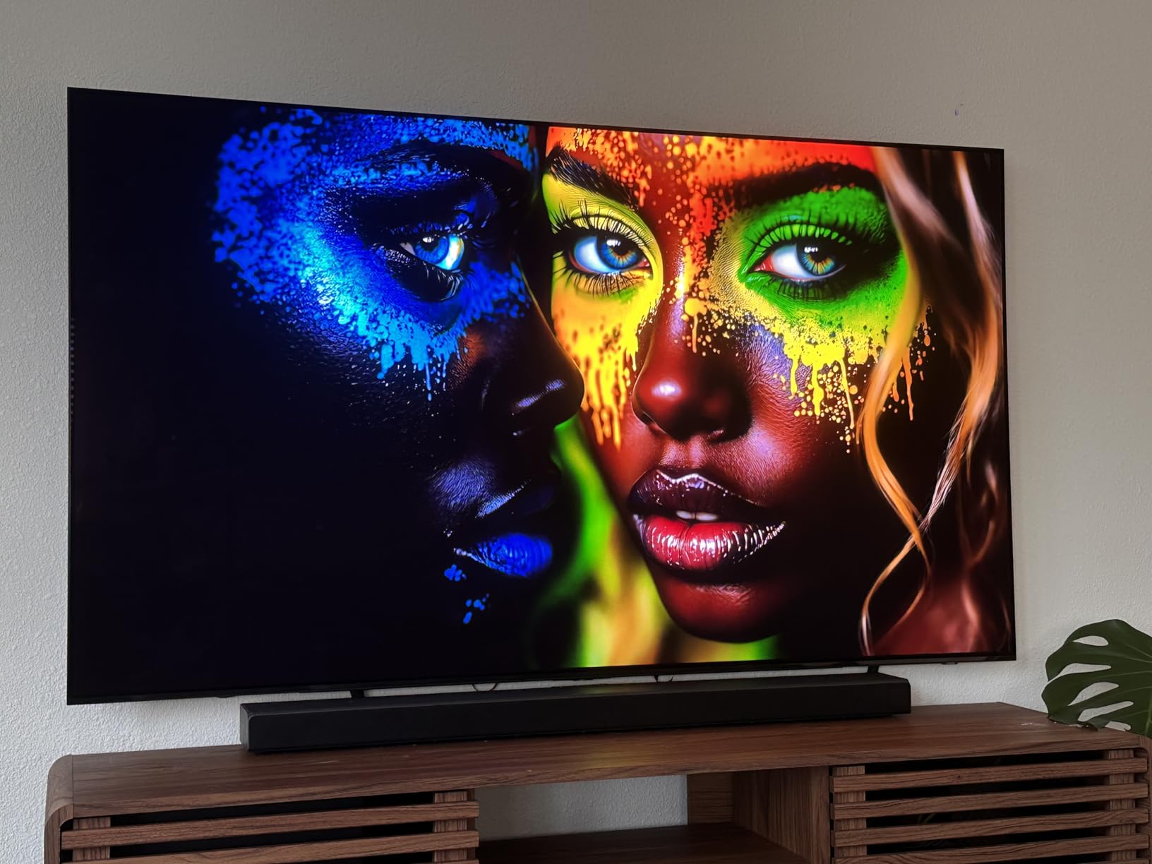 65-Inch Class OLED S90F 4K Smart TV (2025 Model) NQ4 AI Gen3 Processor, Upscaling Pro, HDR +, Motion Xcelerator 144Hz, Vision, Alexa Built-in customer photo 2