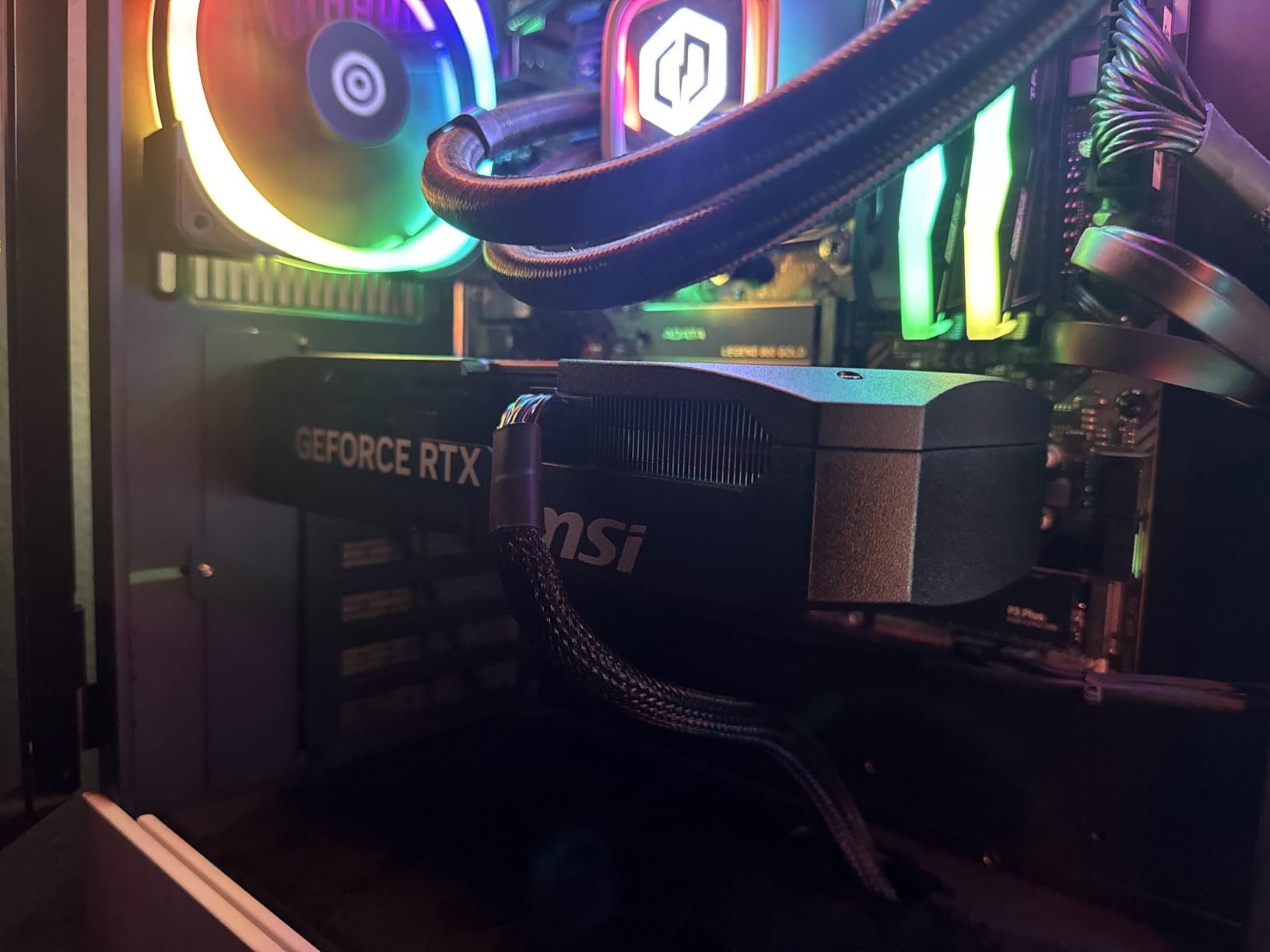 msi Gaming RTX 5070 12G Shadow 2X OC Graphics Card (12GB GDDR7, 192-bit, Extreme Performance: 2557 MHz, DisplayPort x3 2.1a, HDMI 2.1b, NVIDIA Blackwell Architecture) customer photo 1