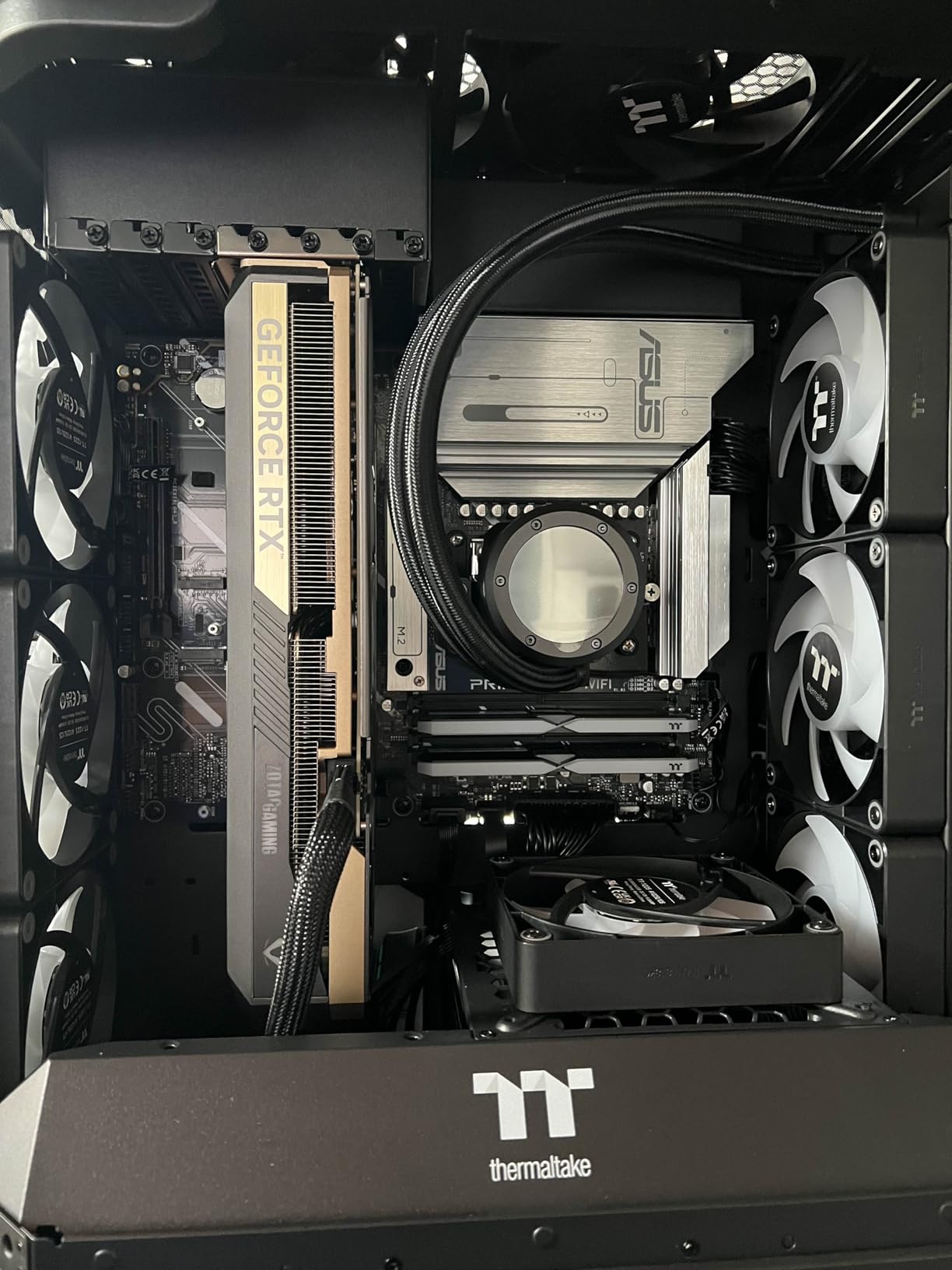 Thermaltake Reactor 9880 Gaming Desktop (AMD Ryzen 7 9800X3D, ToughRam 32GB DDR5 6400MT/s RGB Memory, NVIDIA GeForce RTX 5080, 2TB NVMe M.2, WiFi, Windows 11) customer photo 2