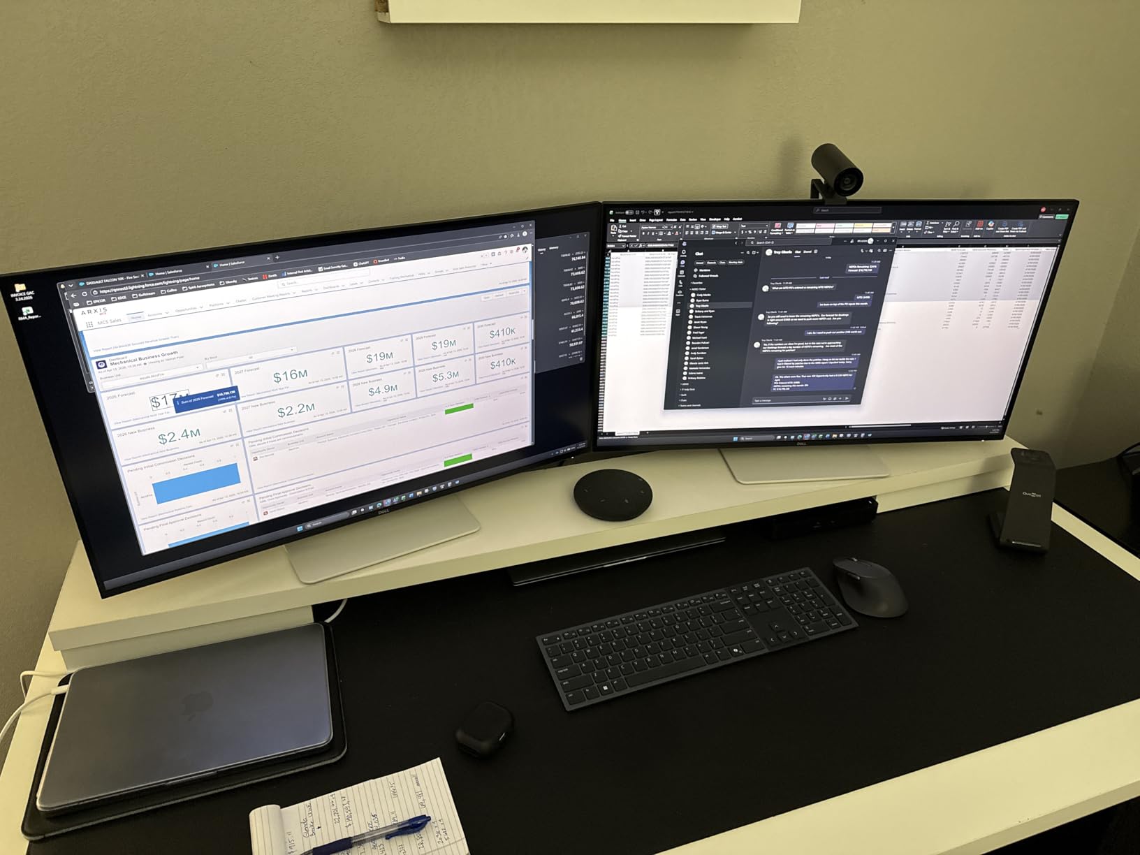 Dell 32 Plus 4K Monitor - S3225QS - 31.5-inch 4K (3840 x 2160) up to 120Hz, VA Panel, AMD FreeSync Premium, 99% sRGB, 95% DCI-P3, Comfortview - Ash White customer photo 2