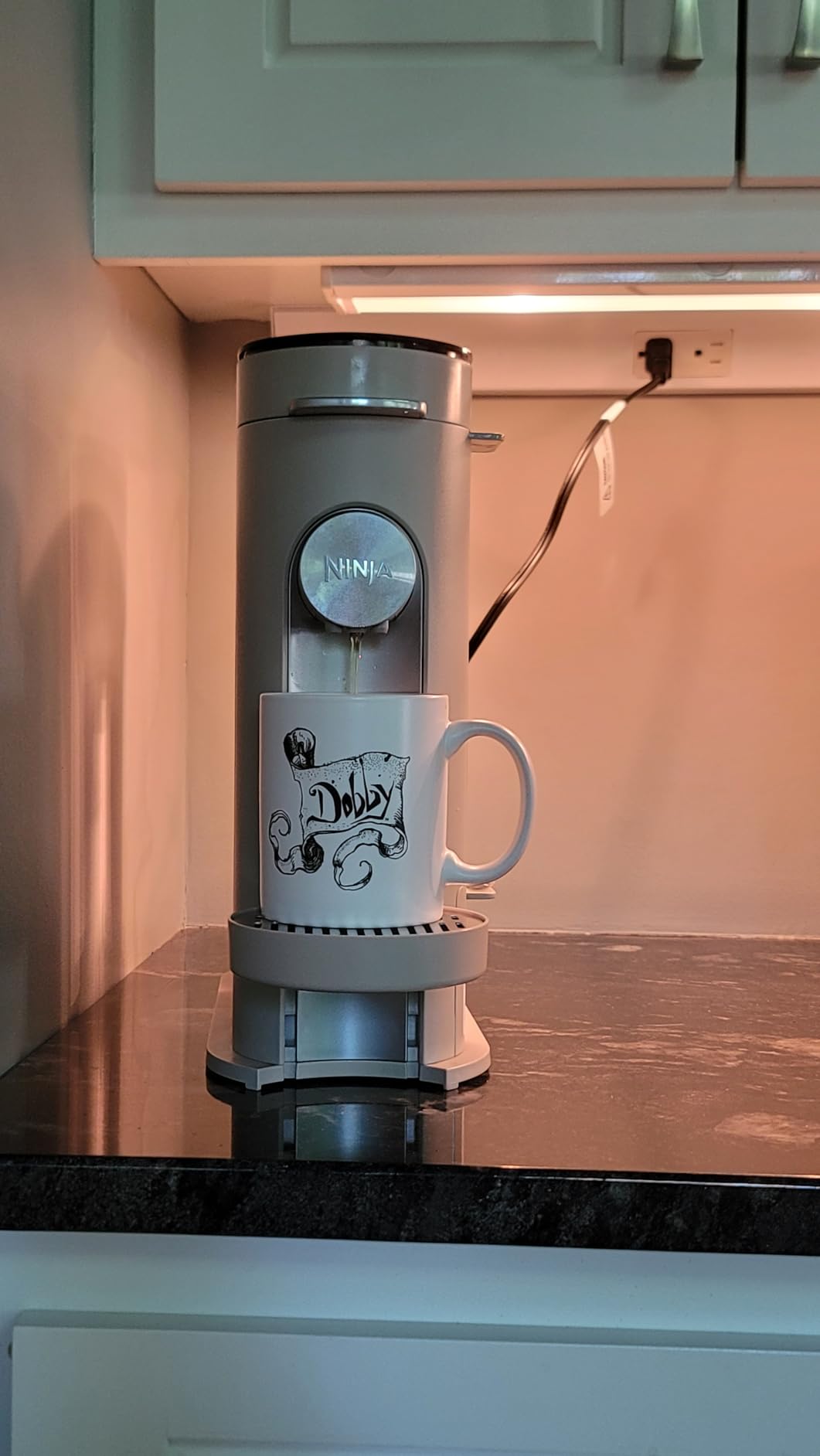 Ninja Pods & Grounds Single-Serve Coffee Maker, K-Cup Pod Compatible, 56-oz. Reservoir, 6-oz. Cup to 24-oz. Travel Mug Brew Sizes, Iced Coffee Maker, Navy, PB041NV customer photo 1