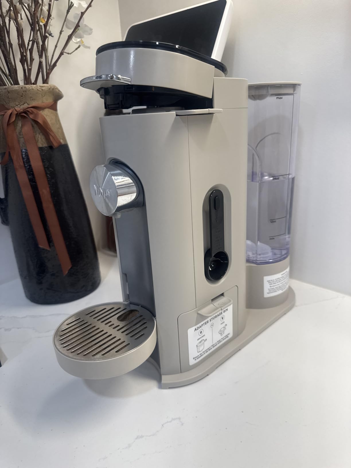 Ninja Pods & Grounds Single-Serve Coffee Maker, K-Cup Pod Compatible, 56-oz. Reservoir, 6-oz. Cup to 24-oz. Travel Mug Brew Sizes, Iced Coffee Maker, Navy, PB041NV customer photo 2