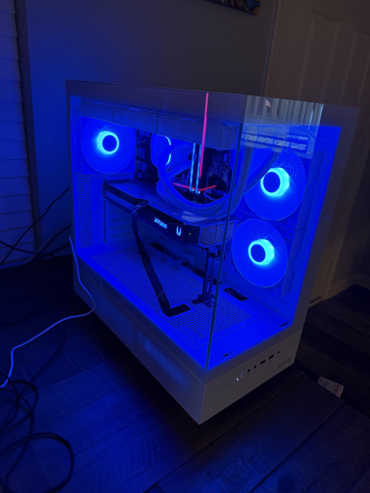 Skytech Gaming Azure 3 Desktop PC, Ryzen 7 7700X 4.5 GHz, NVIDIA RTX 5070 12GB, 1TB Gen4 NVMe SSD, 32GB DDR5 RAM 6000 RGB, 850W Gold ATX 3 PSU, 360mm ARGB AIO, Wi-Fi, Win 11 customer photo 1