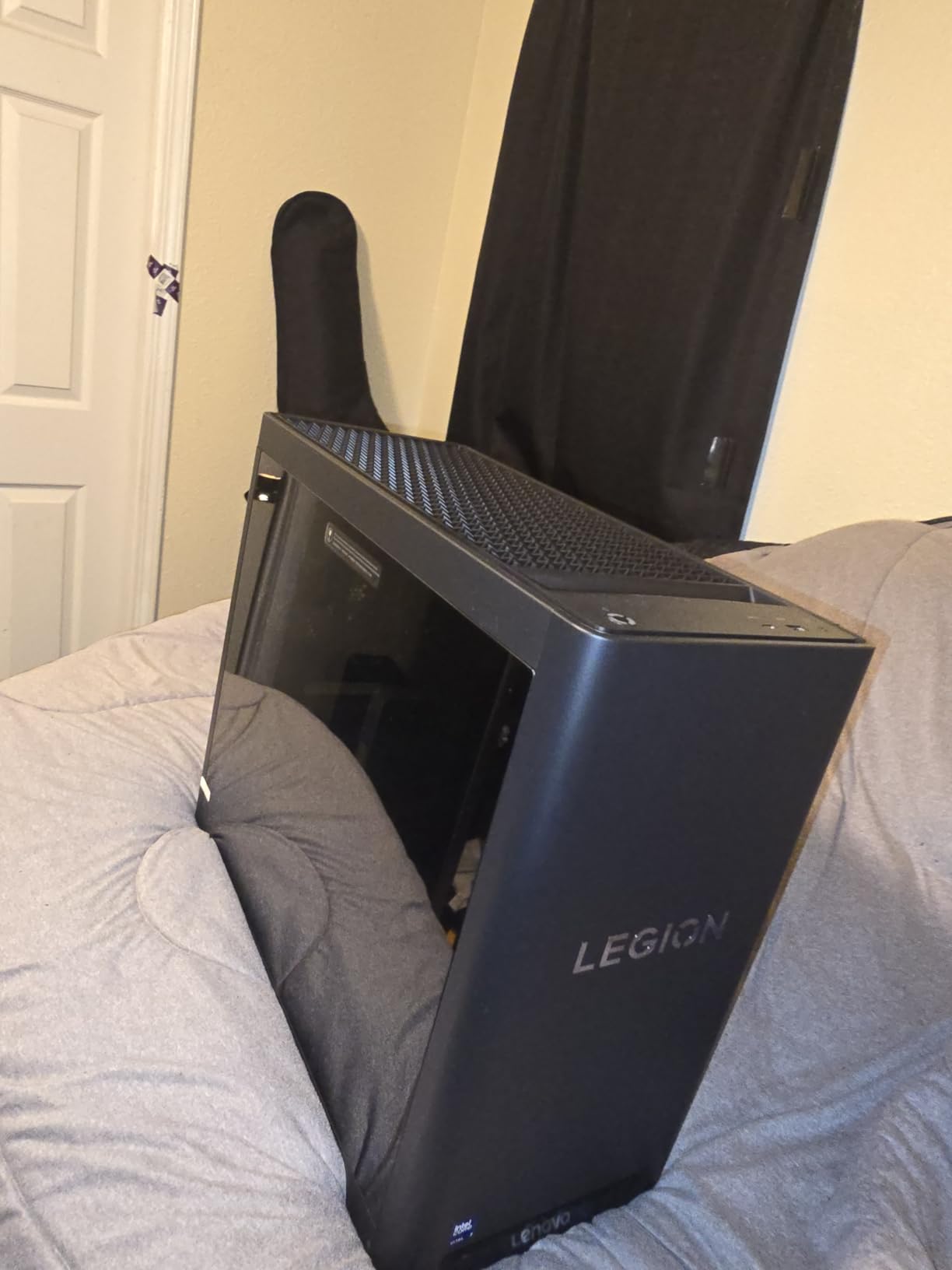 Lenovo Legion Tower 5i - AI-Powered Gaming PC - Intel Core Ultra 7 265F, NVIDIA GeForce RTX 5060 Ti, 16 GB Memory, 1 TB Storage customer photo 2