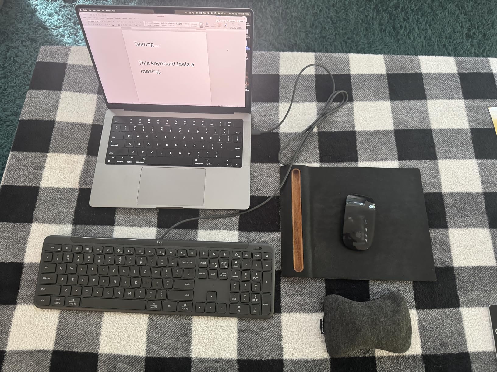 Logitech Signature Slim Wired K620 for Business, Full-Size Keyboard, USB-C Plug-and-Play, Laptop-Style, Scissor Keys, Windows/Mac/Chrome/PC/laptops - Graphite customer photo 2
