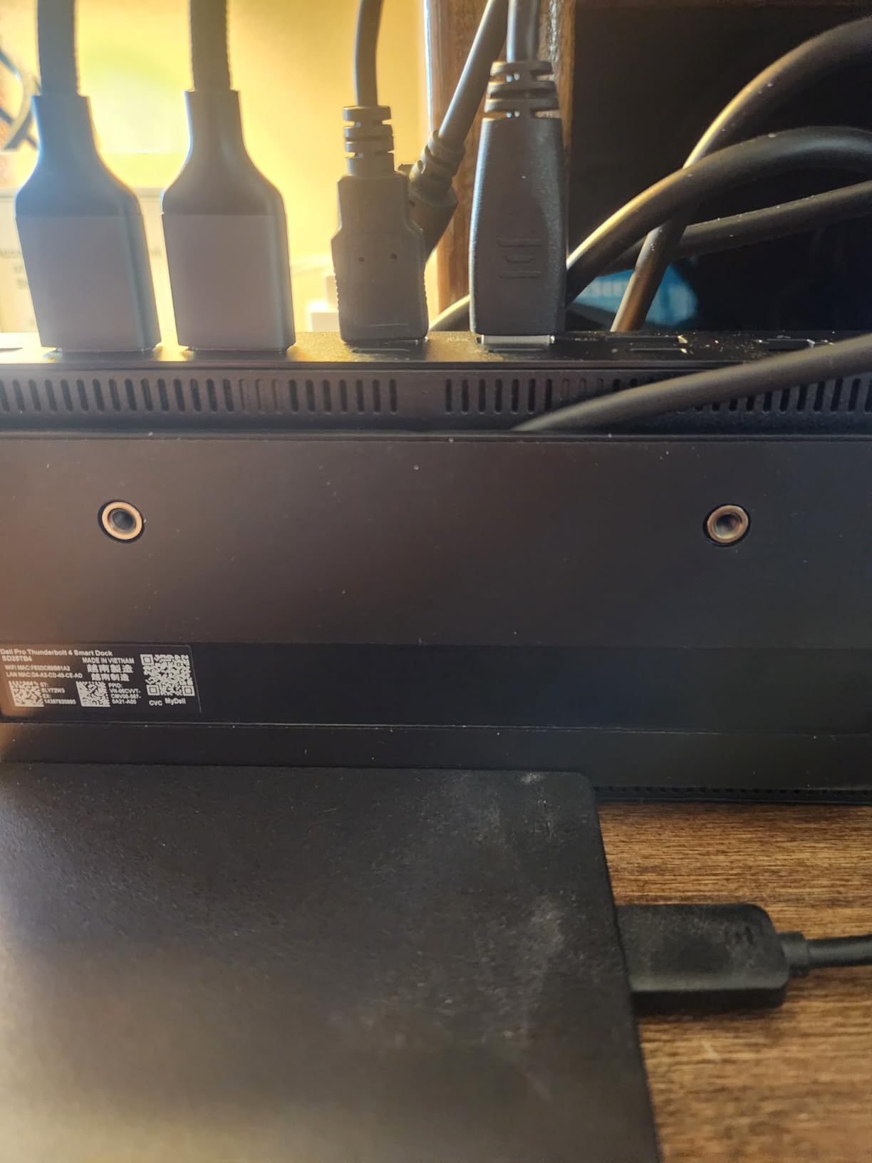 Dell Pro Thunderbolt 4 Smart Dock SD25TB4 - USB-C Station 130W, 4 Displays 4K, 2_ DP 1.4, HDMI 2.1, 2X Thunderbolt 4, 2.5GbE, Wi-Fi, Sustainable Design customer photo 2