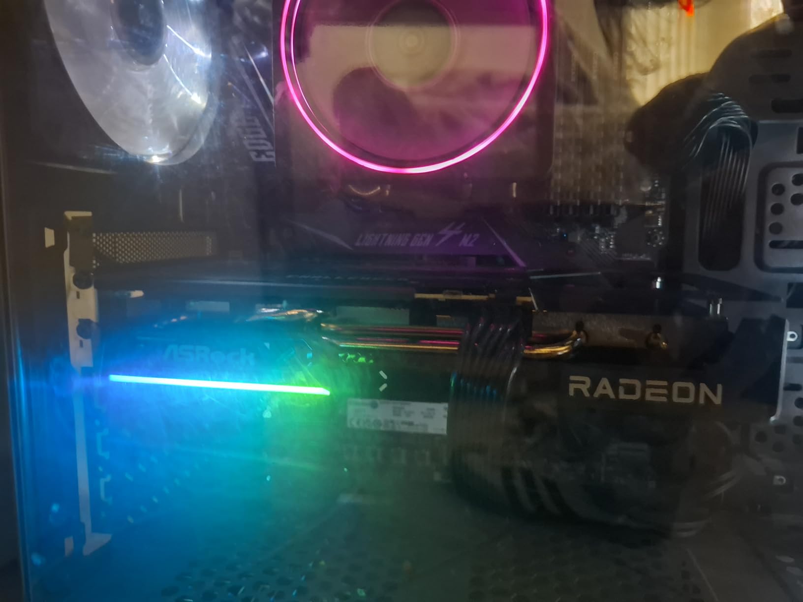 Radeon RX 9060 XT Challenger 16GB OC Graphics Card, AMD RDNA 4 Architecture, 16GB GDDR6, PCIe 5.0, Dual Fans, 0dB Silent Cooling, LED Indicator, DisplayPort 2.1a, HDMI 2.1b customer photo 2