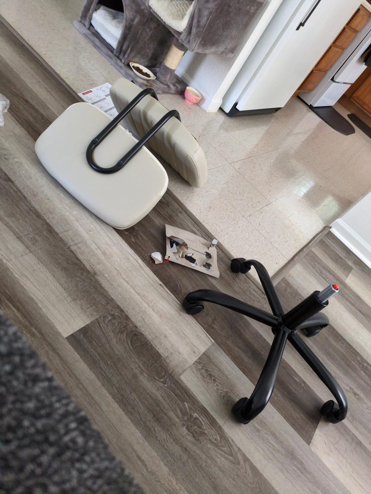 Sweetcrispy Small Office Desk Chair Armless PU Leather with Comfy Lumbar Support Height Adjustable Rolling Swivel Task for No Arms for Adult Student Bedroom Home Vanity Black customer photo 1