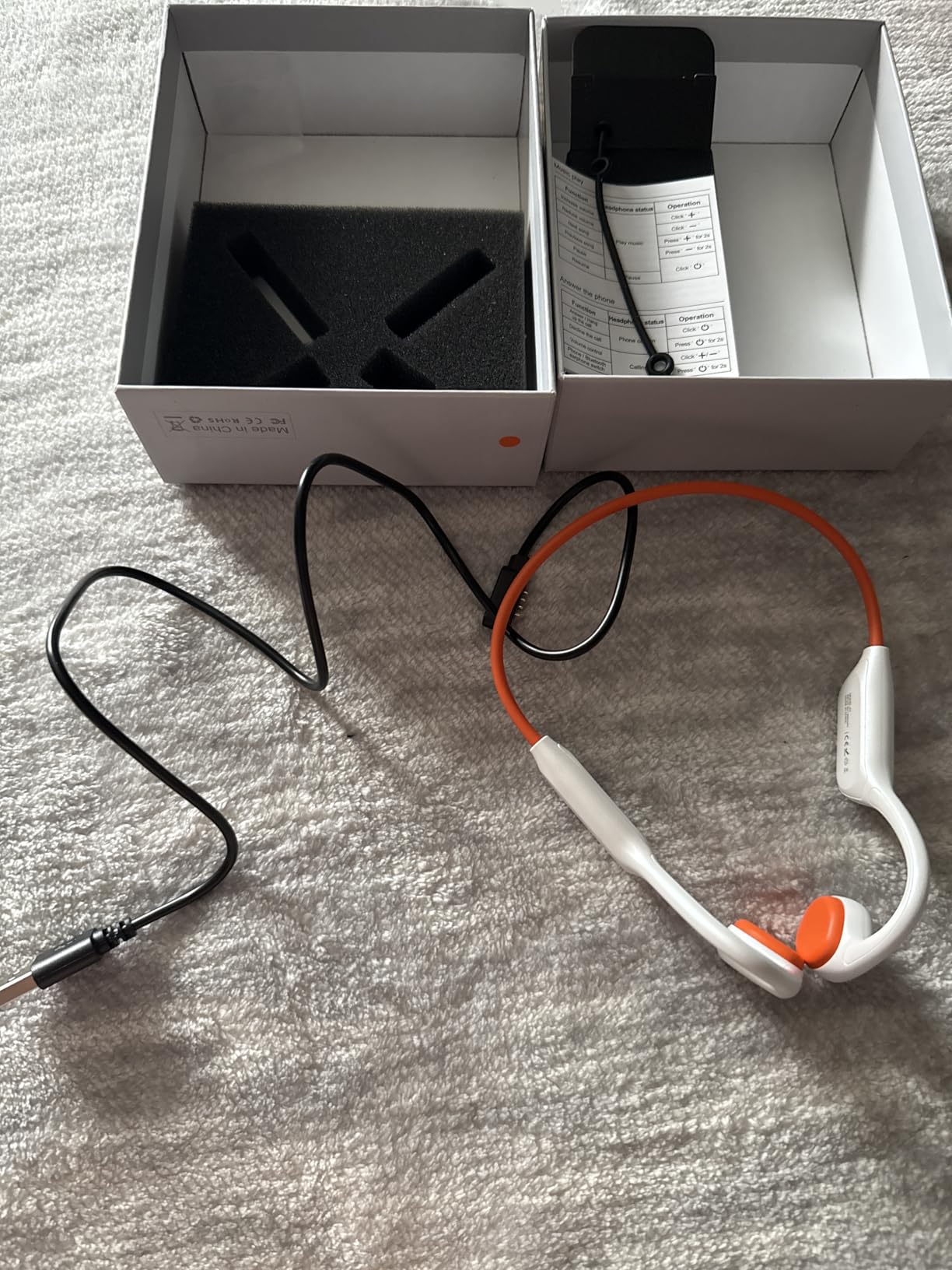 IP68 Waterproof Swimming Headphones, Bone Conduction Bluetooth 6.0 Headphones, Built-in 32GB MP3 Player, Soft Lightweight Open-Ear Design for Swimming Marathons Showers Cycling customer photo 1