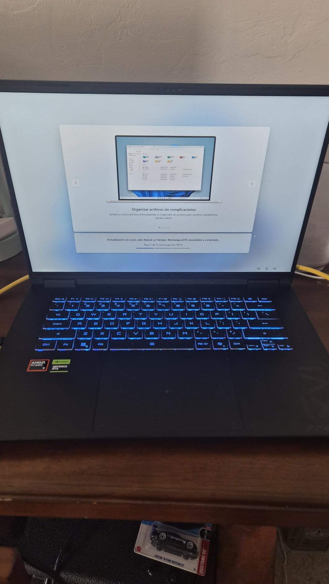 GIGABYTE - Gaming A16 Gaming Laptop - 165Hz 1920x1200 WUXGA - NVIDIA GeForce RTX 5060 - AMD Ryzen 7 260-1TB SSD with 16GB DDR5 RAM - Windows 11 Home AD Gaming A16 3VHK3US894SH customer photo 1