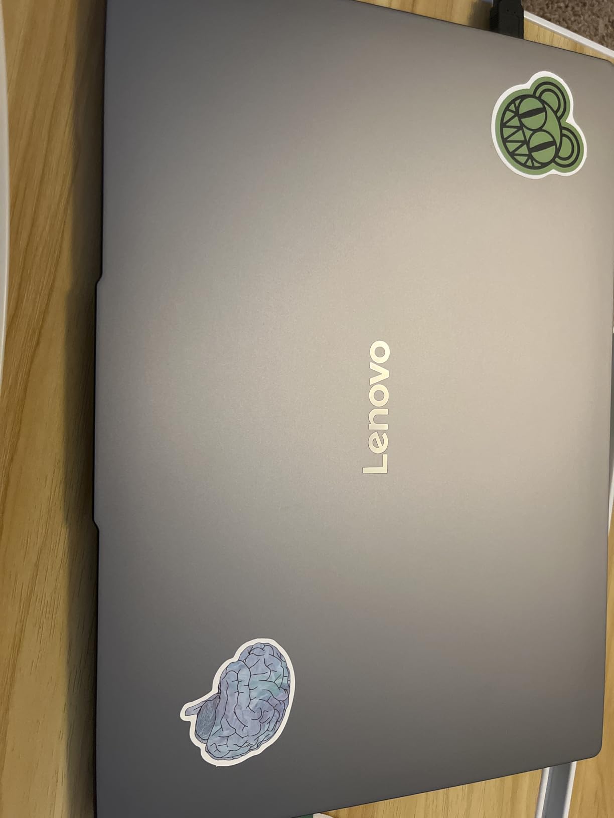 Lenovo 16