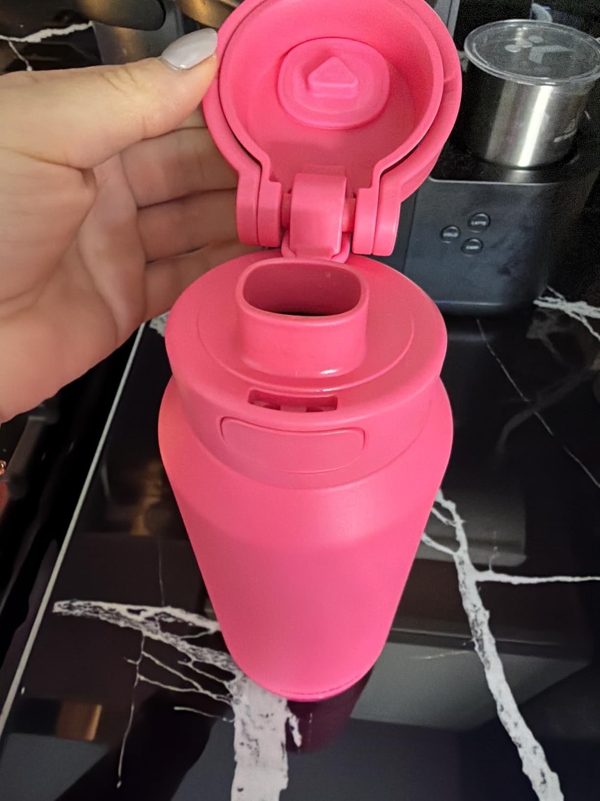 HidrateSpark PRO 2 21 oz Chug - Smart Hydration Bottle with Clinically Accurate Water Tracking & Extended Battery Life - Syncs with Apple Health, Fitbit, Smart Rings & Watches - Navy customer photo 1