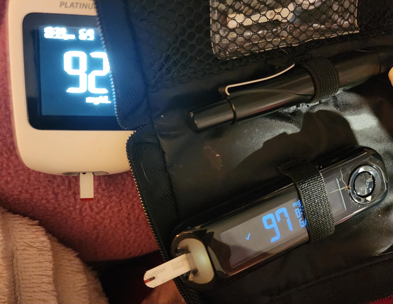 Lingo Continuous Glucose Monitor (CGM) 2-Pack. 24/7 Glucose Tracking | By Abbott Optimize Your Nutrition with Real-time Data & Insights. 1 biosensor lasts up to 14 days*. iOS & Android. US Only customer photo 1