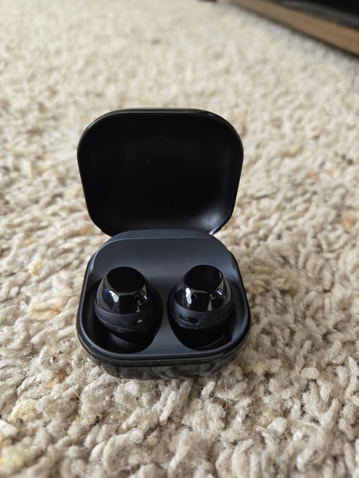Samsung Galaxy Buds Core SM-R410 (2025) | Bluetooth 5.4 | Active Noise Cancelation | up to 35h Continuous Music Playback - (Black) customer photo 2