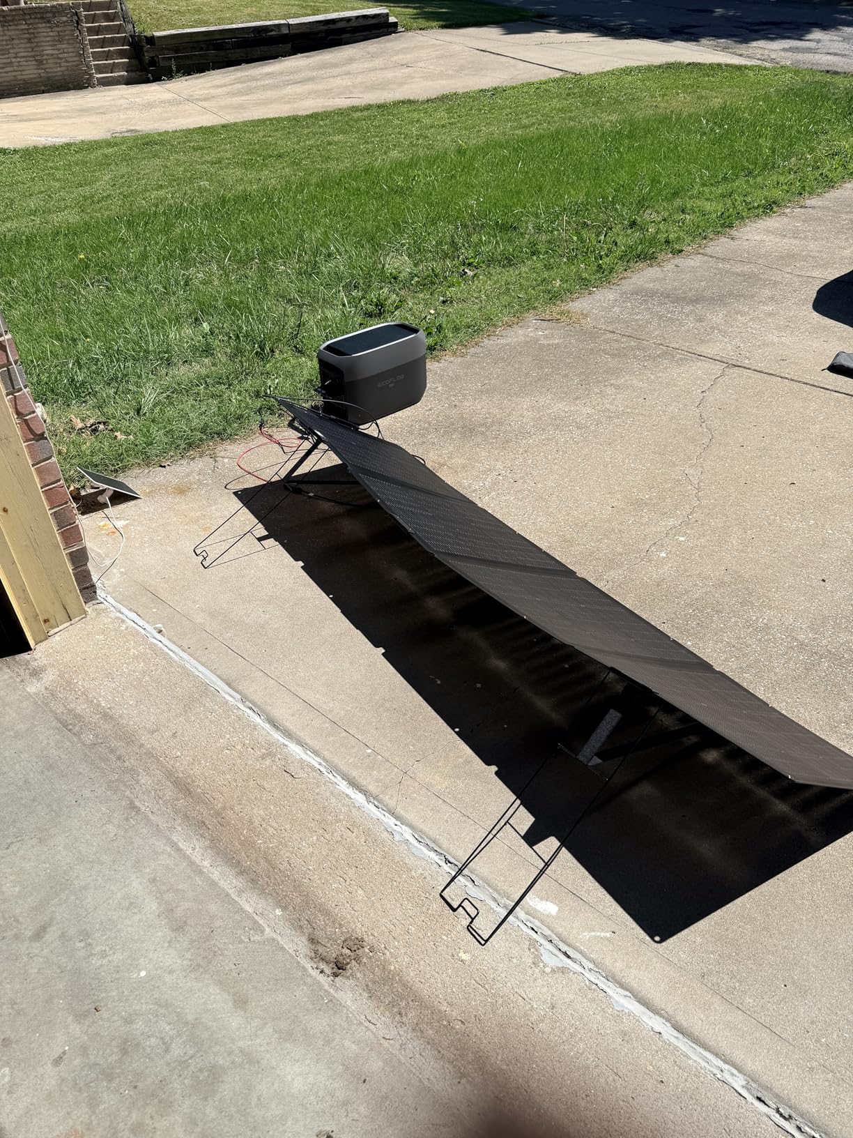 EF ECOFLOW Portable Power Station DELTA 3 MAX with 220W Solar Panel, 3400W X-Boost Output, Ultra-Fast 0-80% Charging in 1.13 Hr, Home Backup & RV Camping customer photo 1