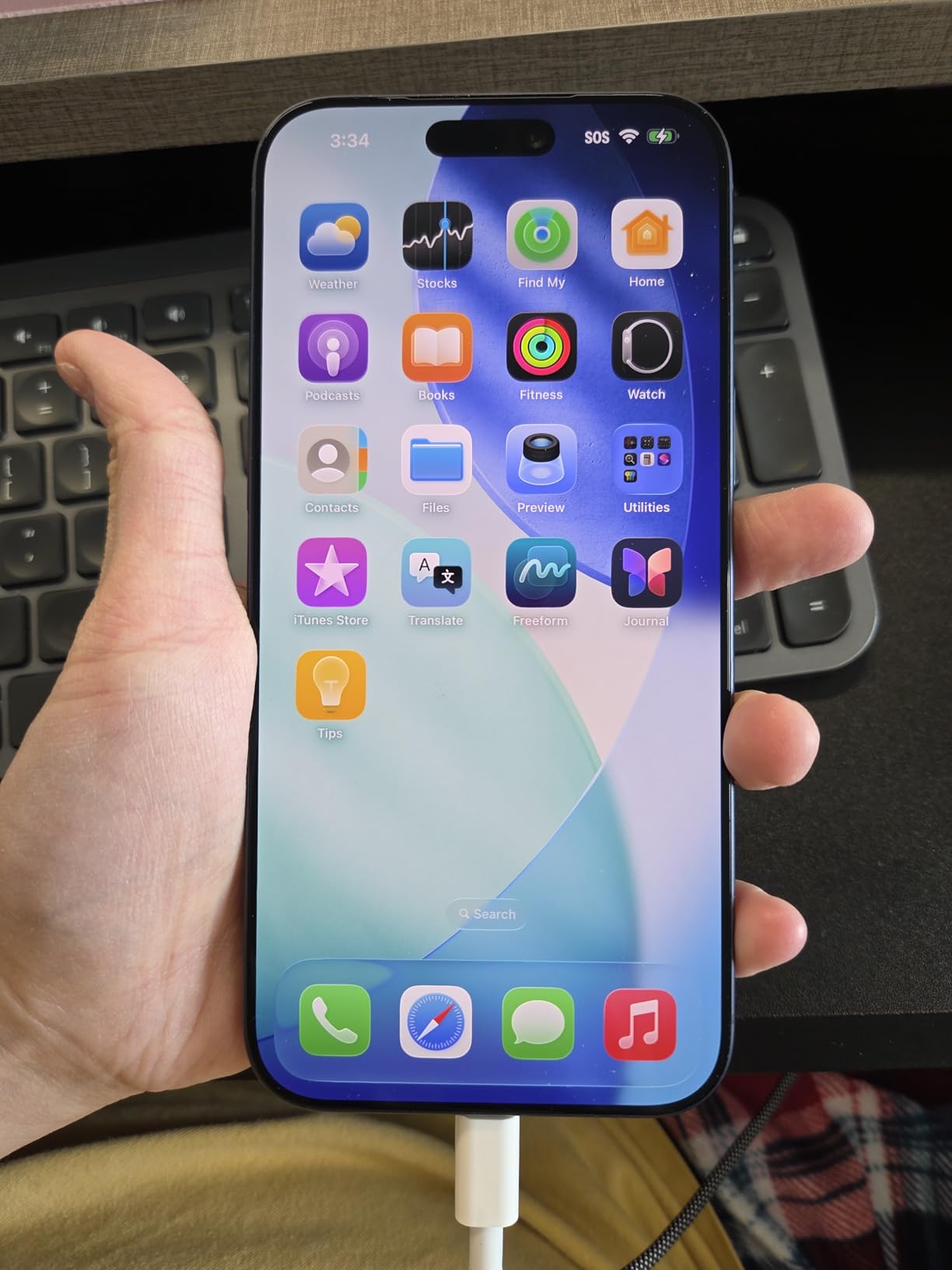 Apple iPhone 17 Pro Max, US Version, 256GB, eSIM, Silver- Unlocked (Renewed) customer photo 2