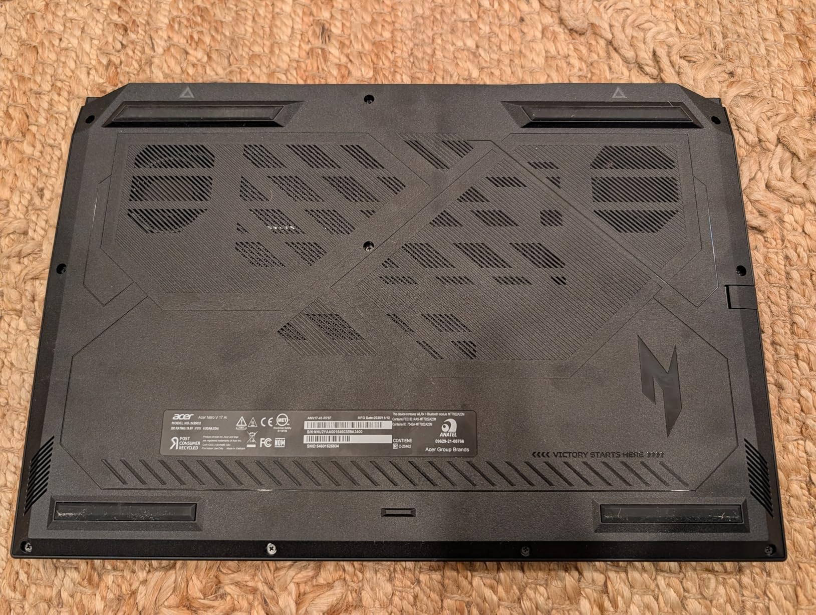 Nitro V 17 AI Gaming Laptop - AMD Ryzen 7 260 Processor - NVIDIA GeForce RTX 5070 Laptop GPU - 17.3 inch FHD IPS 144Hz Display - 32GB DDR5 - 1TB Gen 4 SSD - Wi-Fi 6E customer photo 2