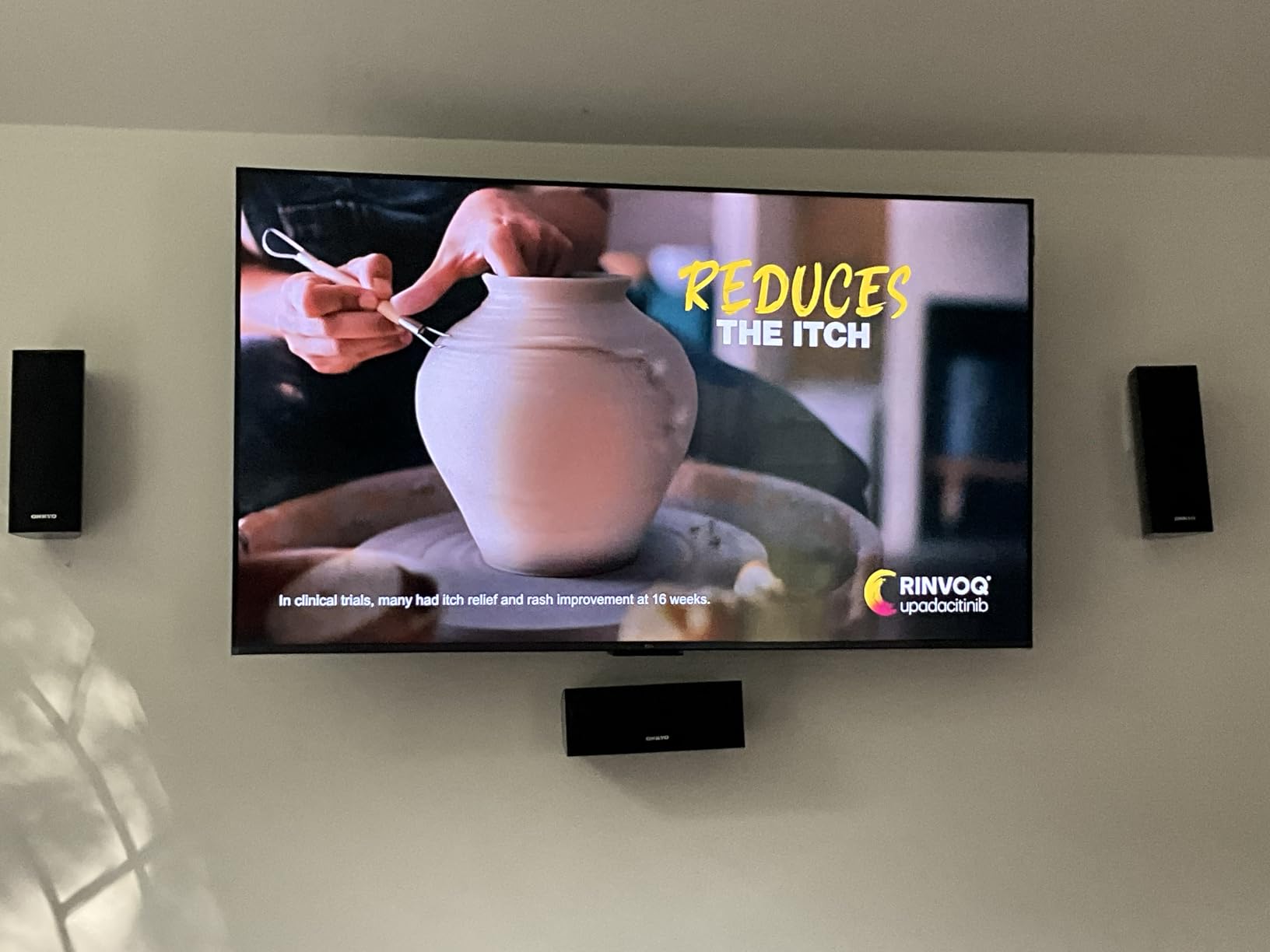 TCL Amazon Exclusive 85 Inch Class T7 Series 4K QLED HDR Lag-Free Smart Google TV | 85T7, 2025 Model | 120Hz-144Hz High Brightness, Dolby Atmos, Alexa Voice Remote AI Streaming Gaming Television customer photo 2