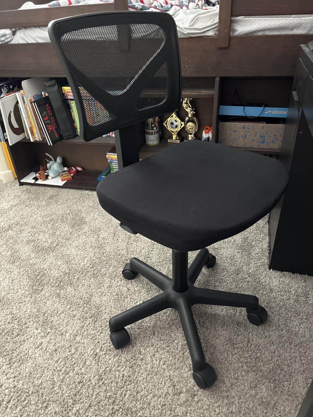 Sweetcrispy Small Office Desk Chair Ergonomic Low-Back Mesh Rolling Work Swivel Chairs with Wheels Armless Comfortable Seat Lumbar Support for Home Bedroom Study Student Adults Classic Black customer photo 1