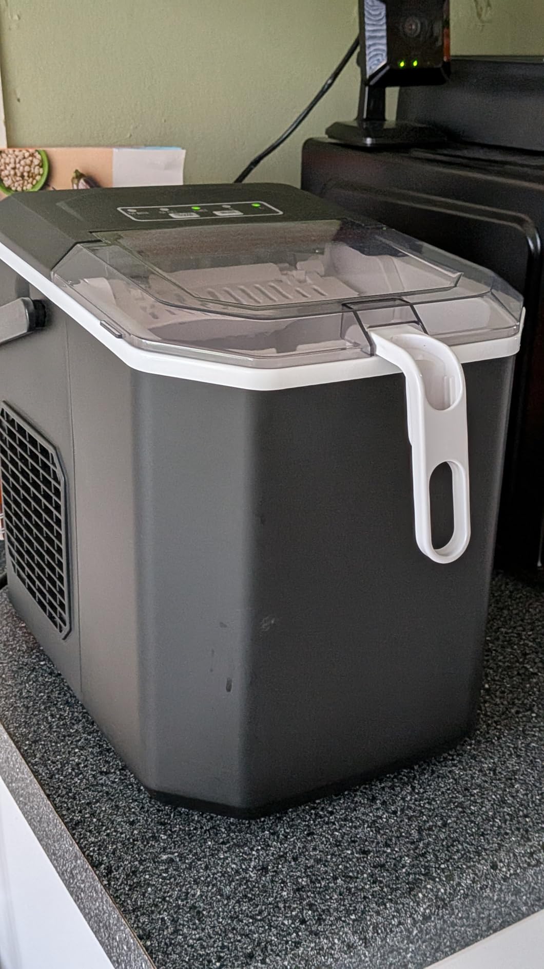 Silonn Nugget Ice Maker Countertop, Pebble Ice Makers with Crushed Soft Chewable Ice, 33lbs Per Day with Scoop, Pellet Portable Ice Machines with Auto-Cleaning for Home, Kitchen, Office, Black customer photo 1