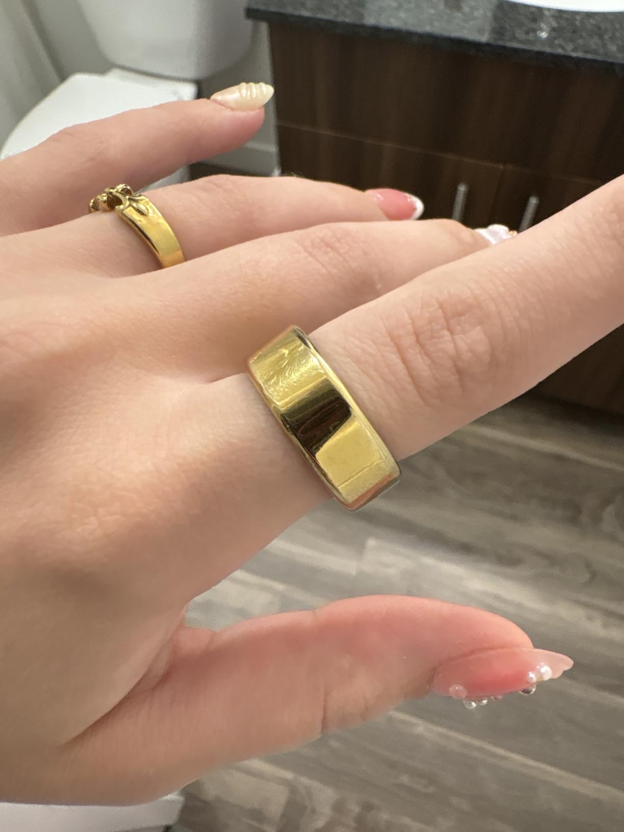 Smart Ring Health & Fitness Tracker for Men & Women, Heart Rate, SPO2, Sleep & Activity Monitoring, IP68 Waterproof, Long Battery Life, Family Care Mode, No Subscription Fee (Gold, 8) customer photo 2
