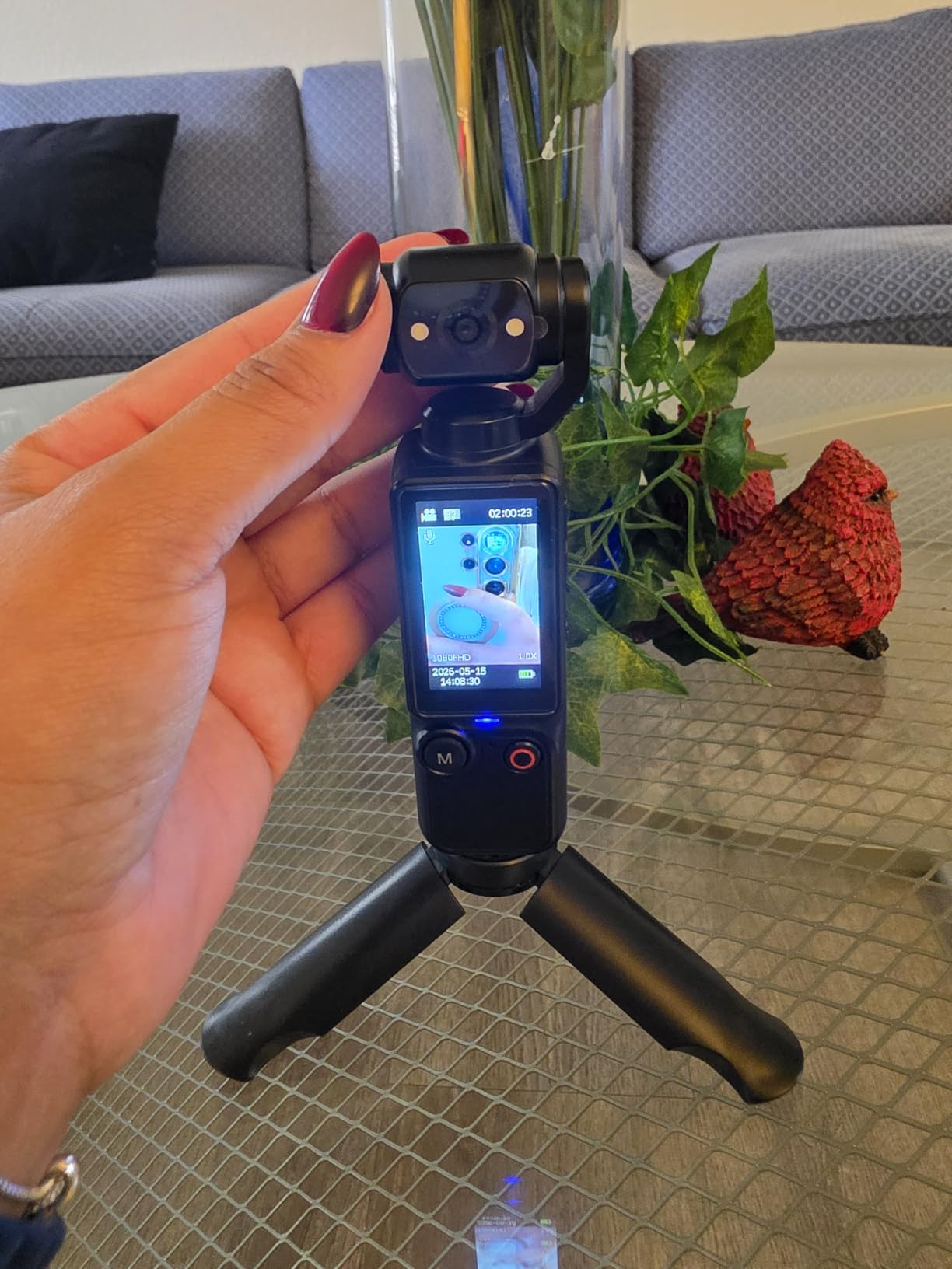 Vlogging Camera with 180° Rotating Lens, Pocket Body Camera with Audio & Video Recording, 7-Hour Battery, Handheld POV Cameras with 32GB Card, Easy One-Button Recording for Travel, Daily Life customer photo 2