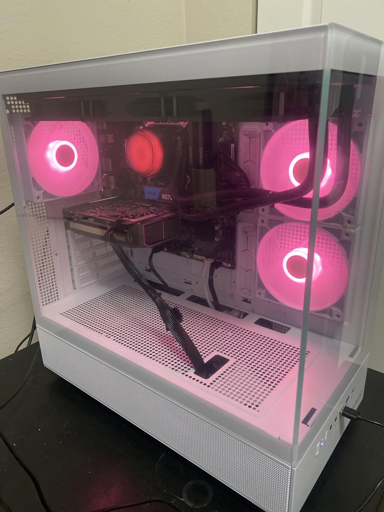 Skytech Gaming Storm Gaming PC, AMD Ryzen 5 5500, NVIDIA RTX 3050 6GB VRAM, 1TB NVMe SSD, 16GB DDR4 RAM 3200, 650W Gold PSU, WI-FI 5, Windows 11 customer photo 2