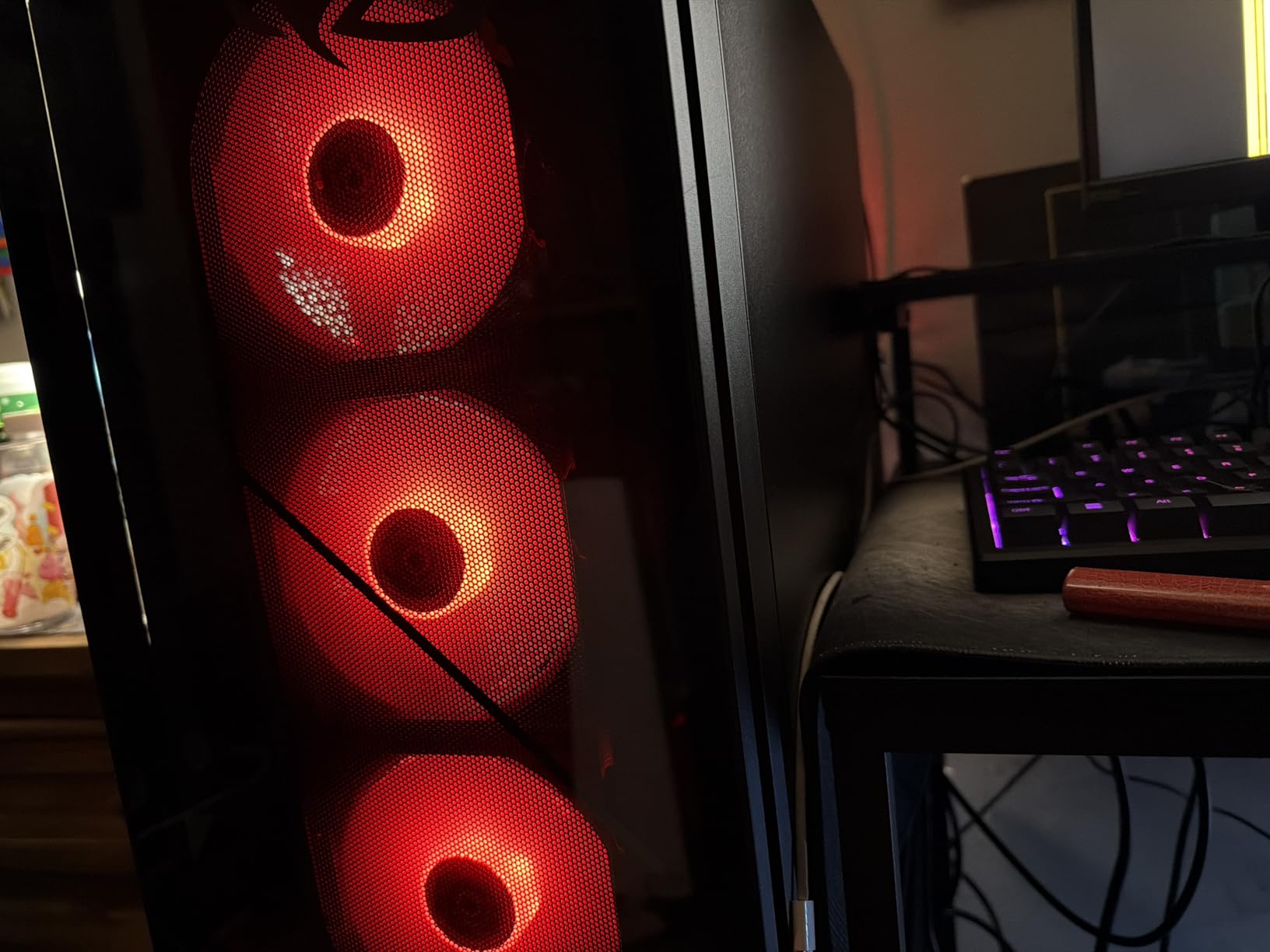 ASUS ROG G700 (2026) Gaming Desktop PC, Intel Core Ultra 7 265KF Processor, NVIDIA GeForce RTX 5070, 1TB M.2 NVMe PCIe 4 SSD, 32GB DDR5 RAM, Windows 11 Home, G700TF-AB776 customer photo 1