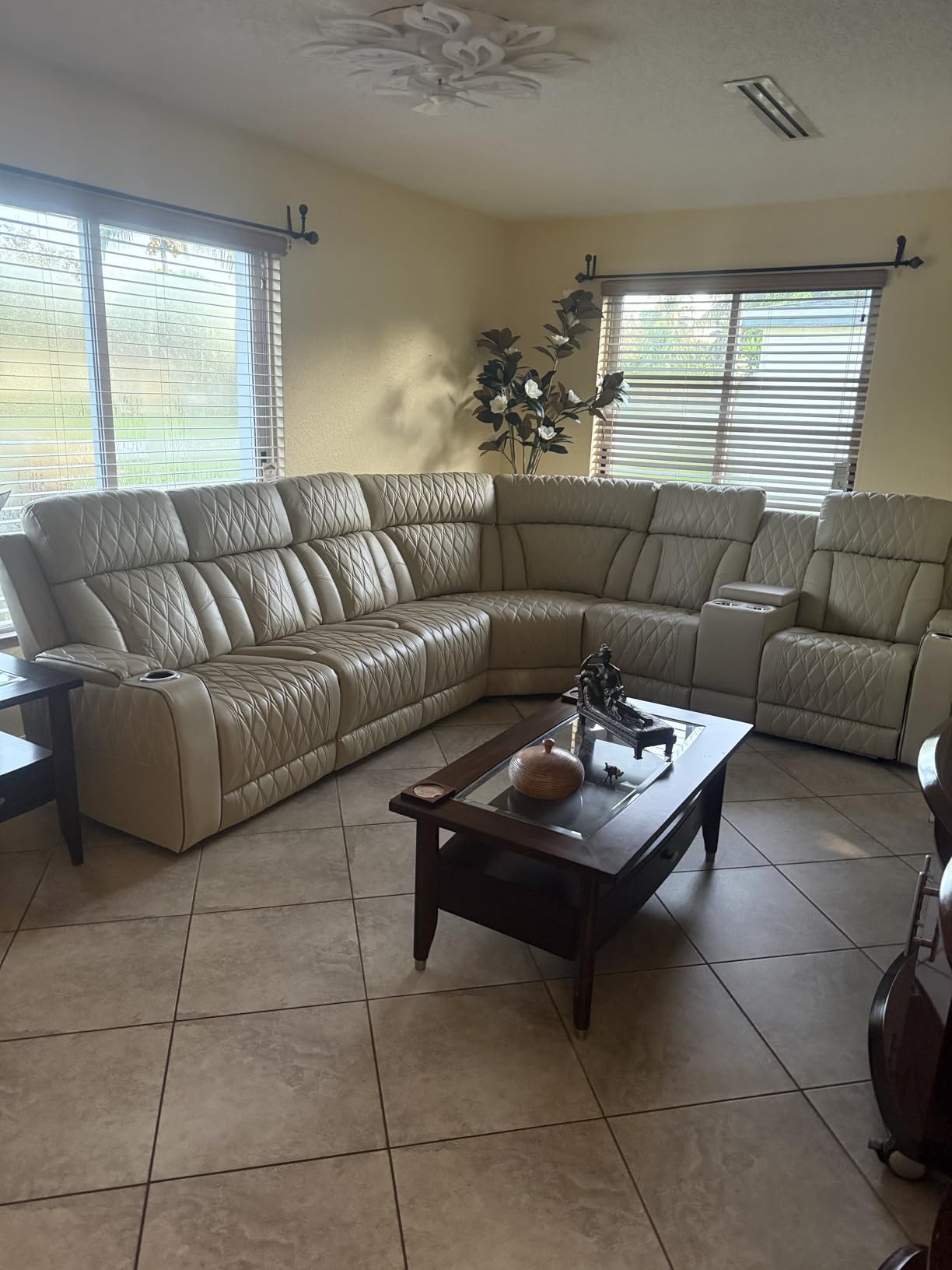 Power Reclining Leather Sectional Sofa Set for Living Room, 6-Seater Black Curved Couch with LED Lights, Cup Holders & Storage Console, Home Theater Seating customer photo 1