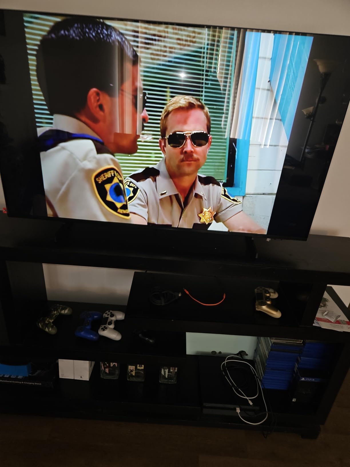 43-Inch Class Crystal UHD U8000H Series Samsung Vision AI Smart TV (2026 Model, 43U8000H) Crystal Processor 4K, Endless Free Content, Motion Xcelerator, Color Booster, Alexa Built-in customer photo 1