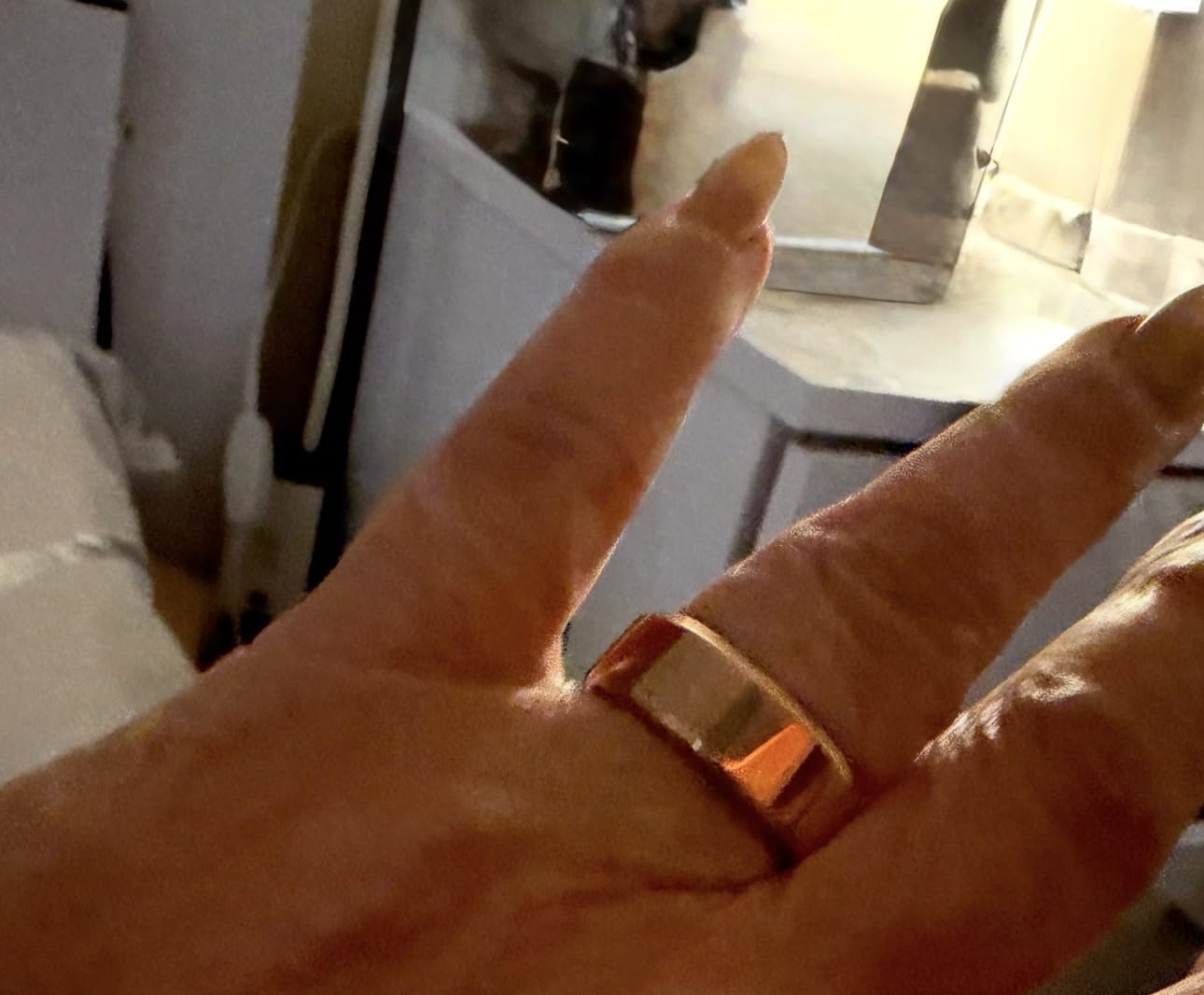 Smart Ring 2.0 for Women Men, Slim Scratch & Fingerprint Resistant Design, Advanced Chip Fitness Tracker, Sleep, Stress & Activity Monitoring, Waterproof, No Subscription Fees, Rose Gold 8 customer photo 1