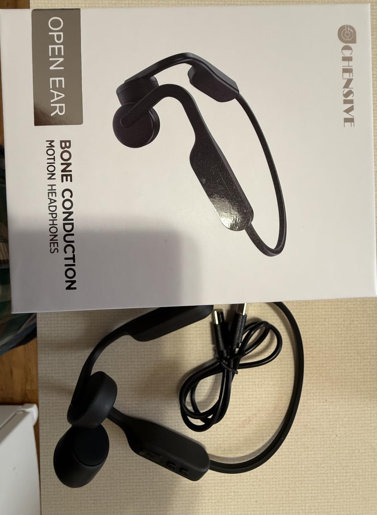 Bone Conduction Headphones Bluetooth 5.4 Wireless Earphones Open Ear Headphones with Mic, Sports Earphones IPX6 Waterproof Headset, 12H Playtime for Cycling, Hiking, Running, Driving customer photo 1