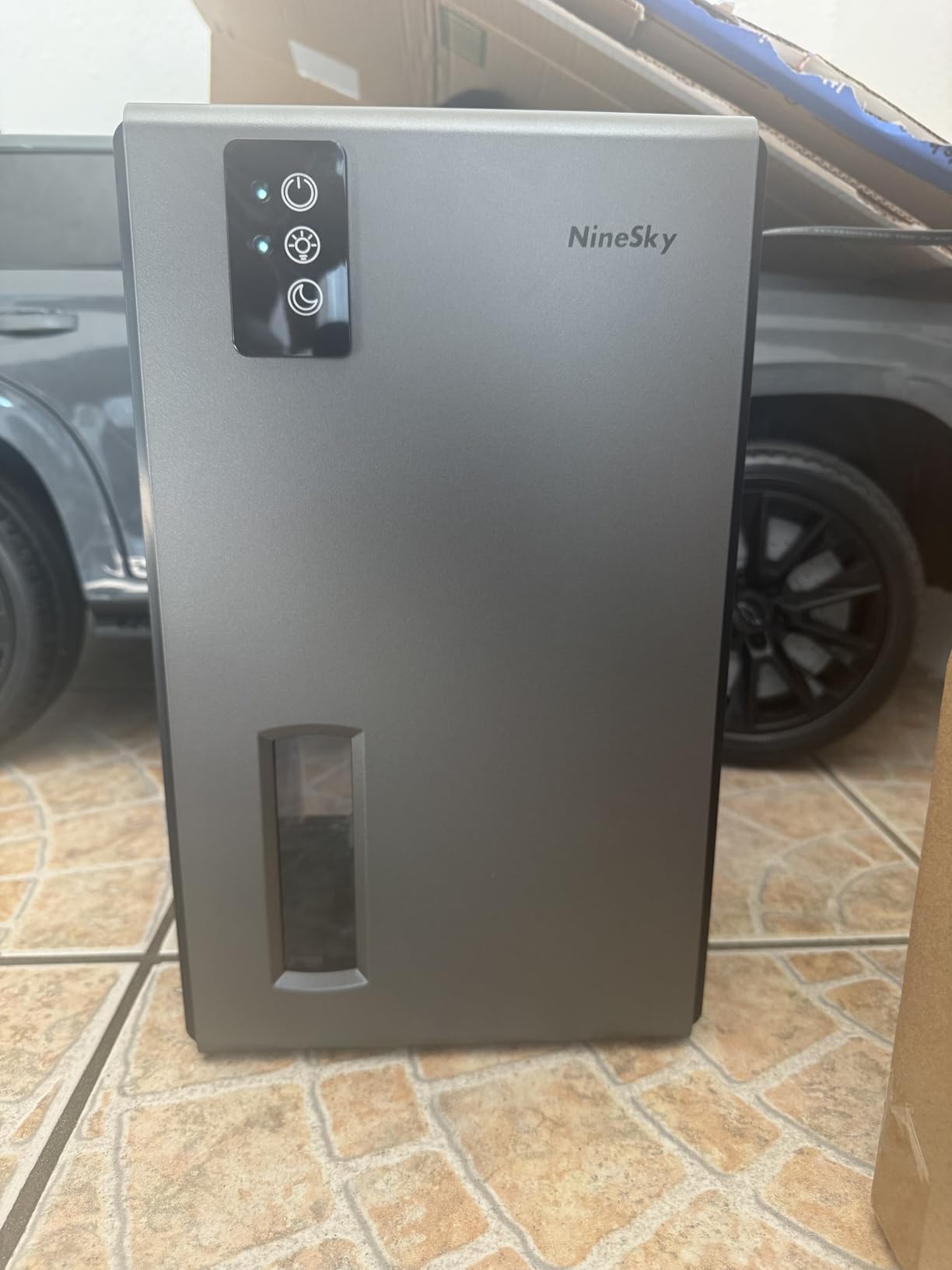 NineSky Dehumidifiers for Home, 1000 Sq.Ft Dehumidifier with 95oz Water Tank, Quiet Dehumidifier for Basement Bathroom Bedroom with 7-Color Ambient Light & Auto Shut Off, (Grey) customer photo 2