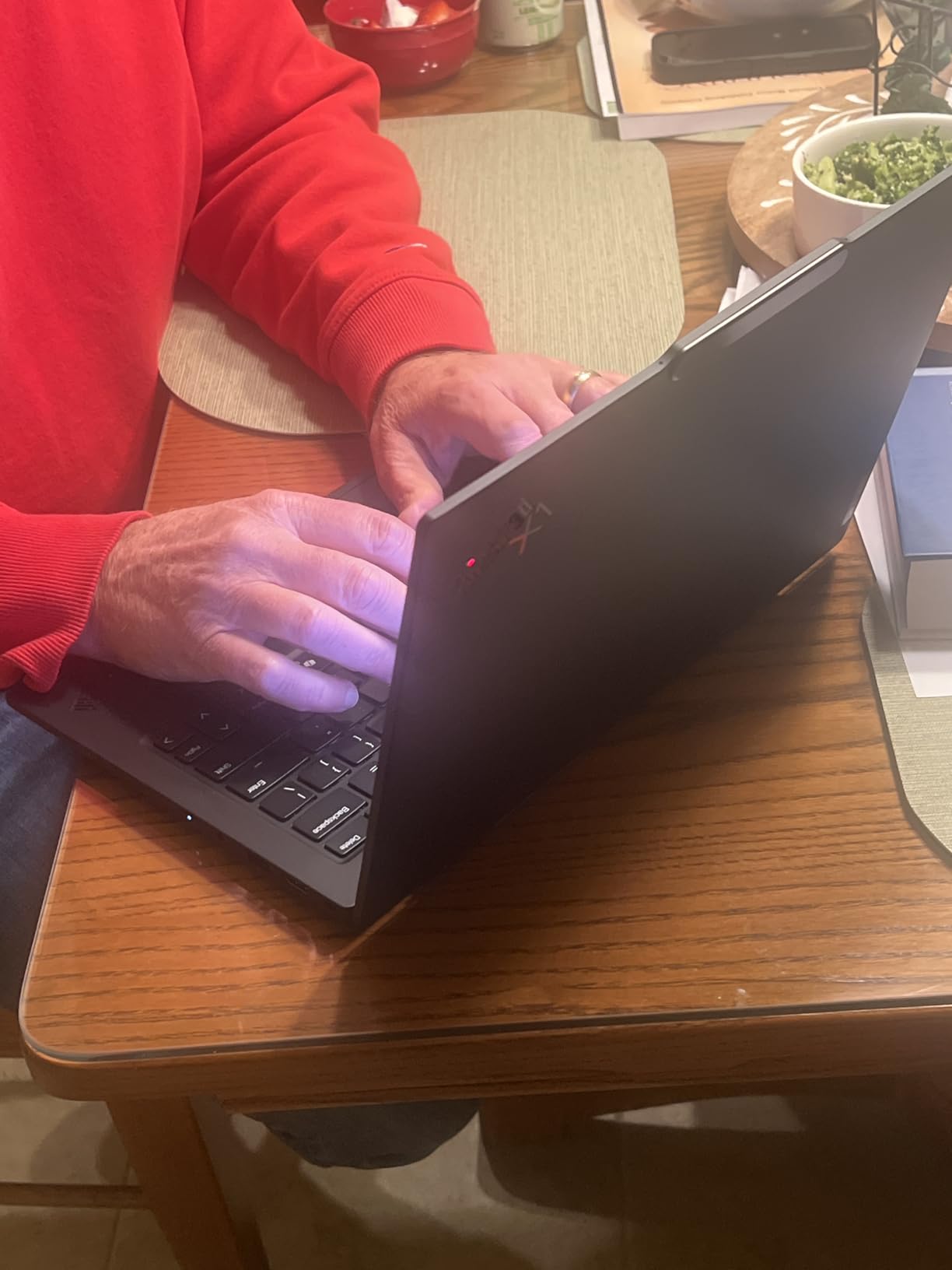 ThinkPad X1 Carbon Gen 13, Intel Ultra 7 258V, 32GB DDR5, 1TB SSD | Laptop, 14