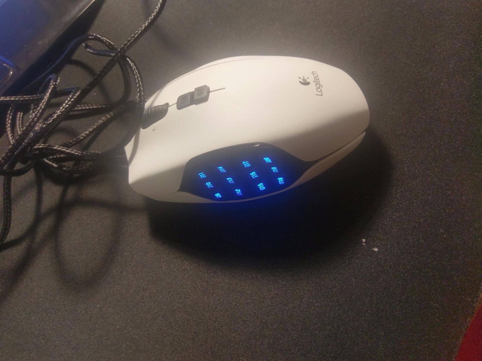 Logitech 910-003879 Logitech G600 Mmo Usb Laser Gaming Mouse customer photo 1