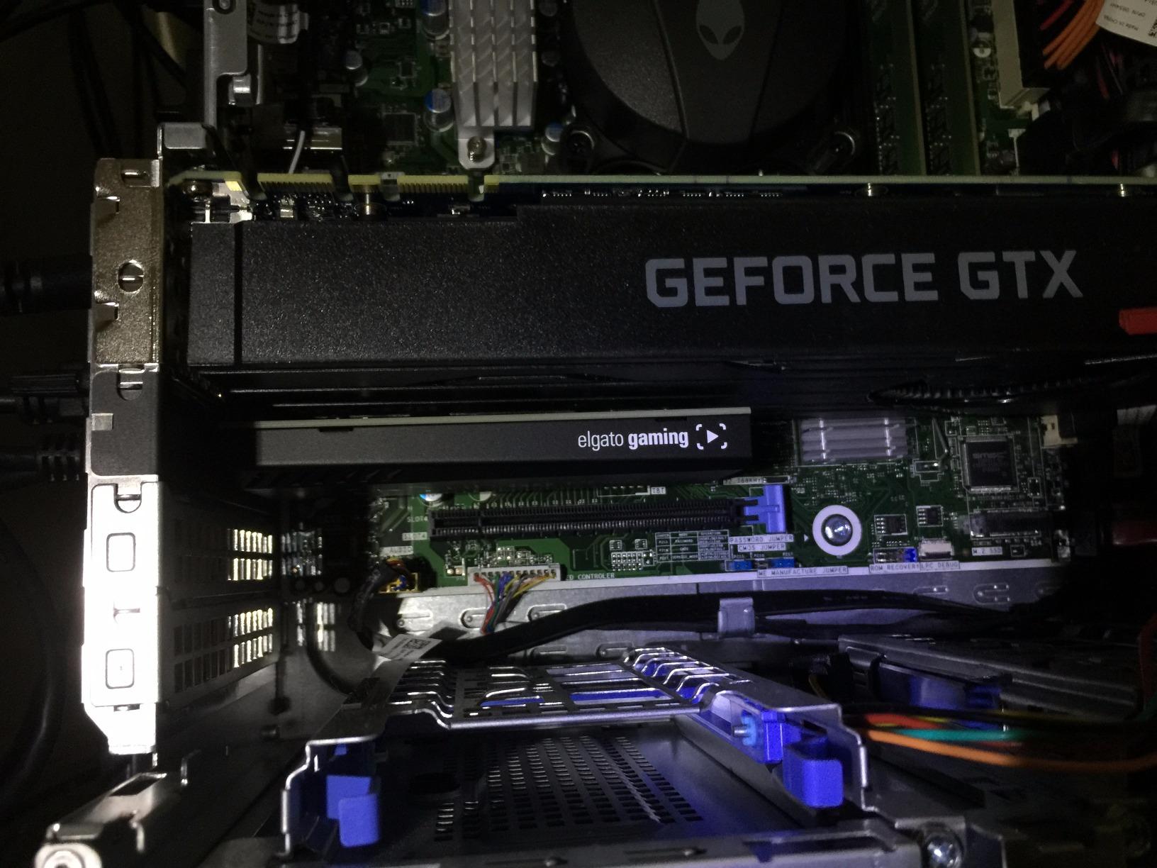 Elgato HD60 Pro 1080p60 Capture and Passthrough, PCIe Capture Card, Low-Latency Technology, PS5, PS4, Xbox Series X/S, Xbox One customer photo 1