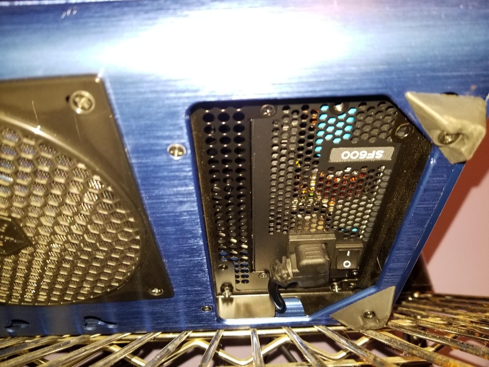 Corsair SF Series, SF600, 600 Watt, Fully Modular Power Supply, 80+ Gold Certified, SFX Form Factor customer photo 1